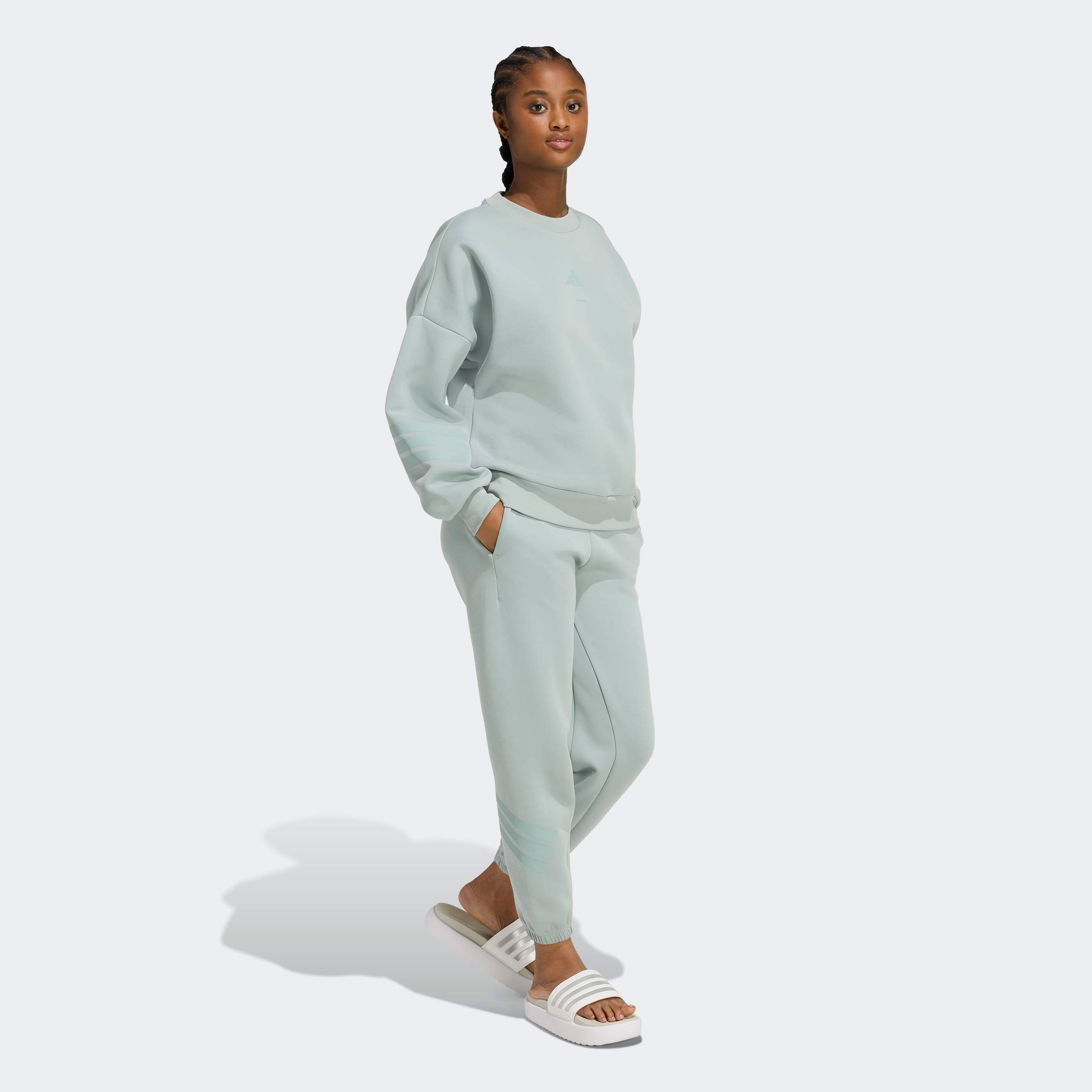 adidas Sportswear Sweatshirt »W FI 3S SWT«
