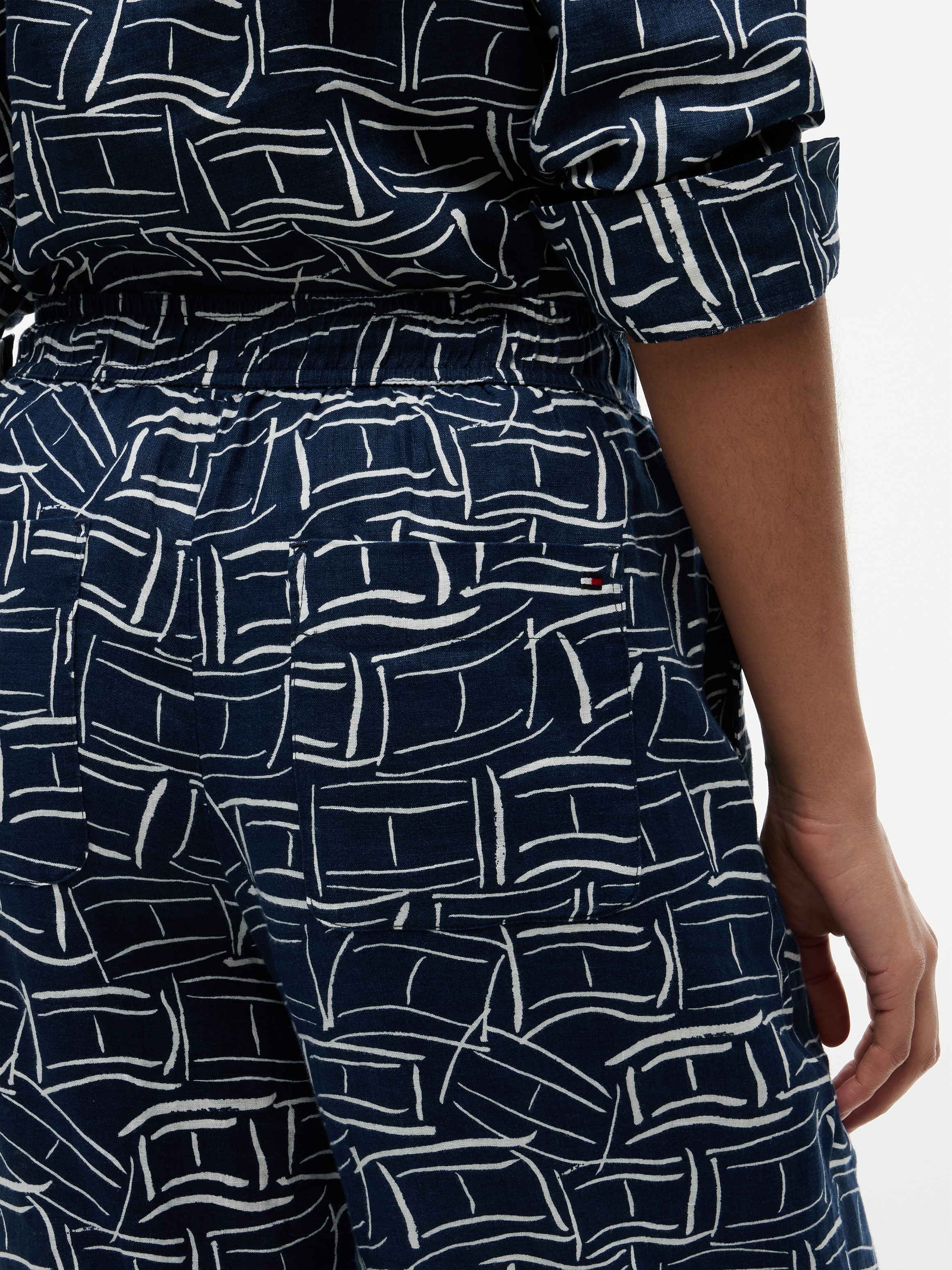 Tommy Hilfiger Leinenhose »ESS LINEN PULL ON PANTS«  in lockerer Passform, Elastikbund