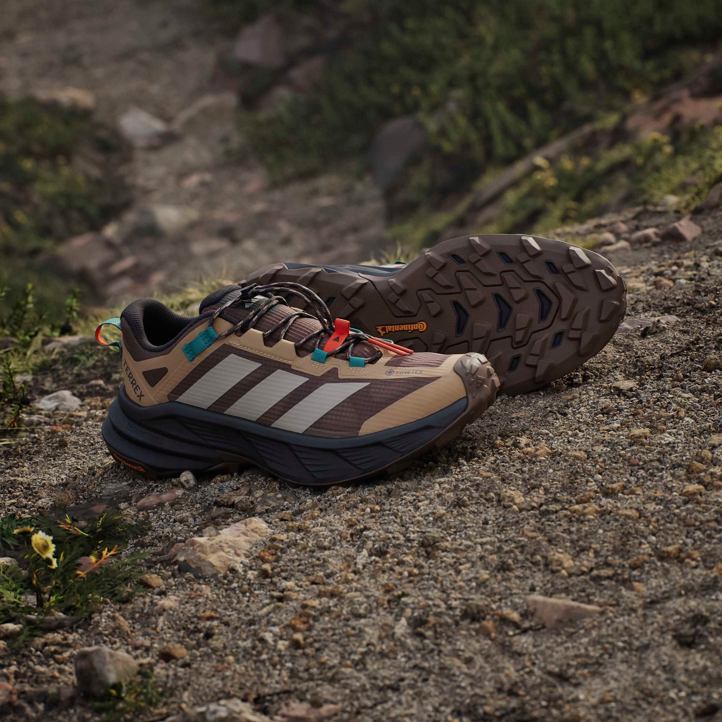 adidas TERREX Chaussure de randonnée »FREEHIKER SL GORE-TEX«  imperméable grâce à la membrane Gore-Tex