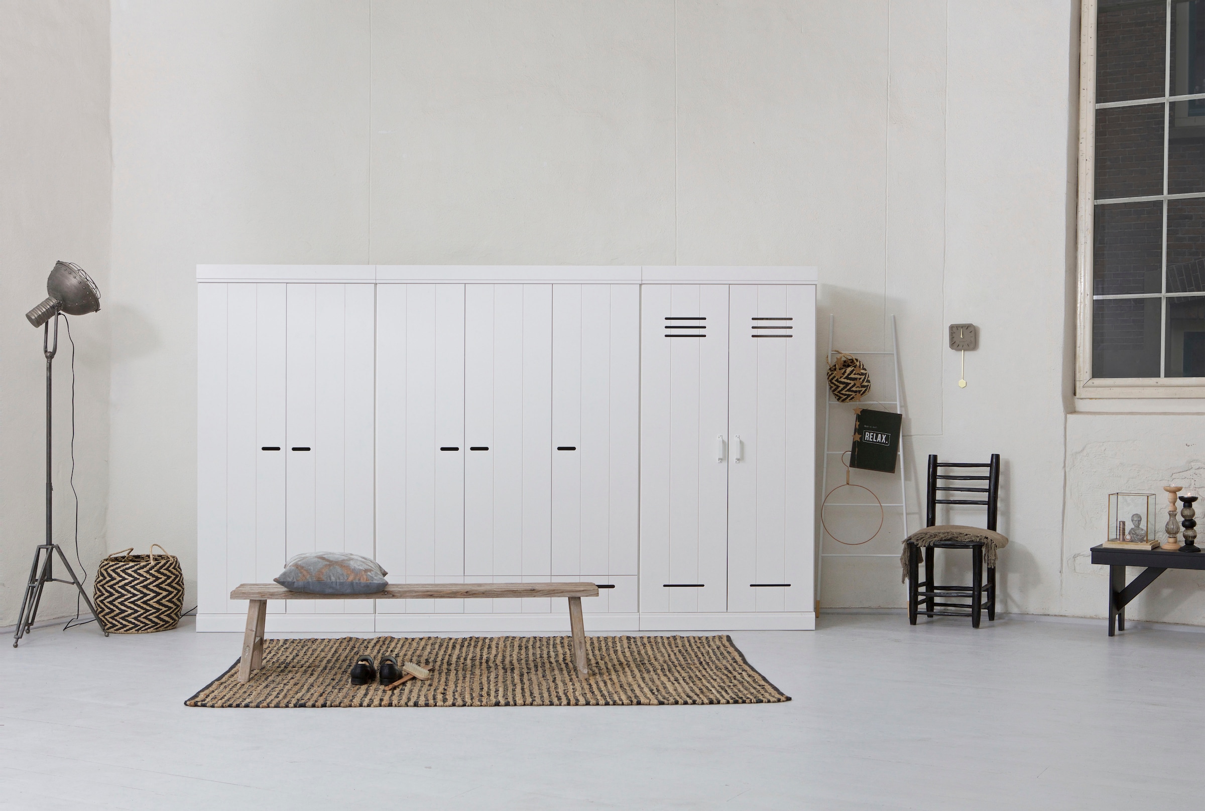 WOOOD Armoires à vêtements »Connect FSC®-Kiefernholz mit sichtbare Maserungen H195 x B94 x T53 cm« pin massif FSC®, intérieur mélaminé