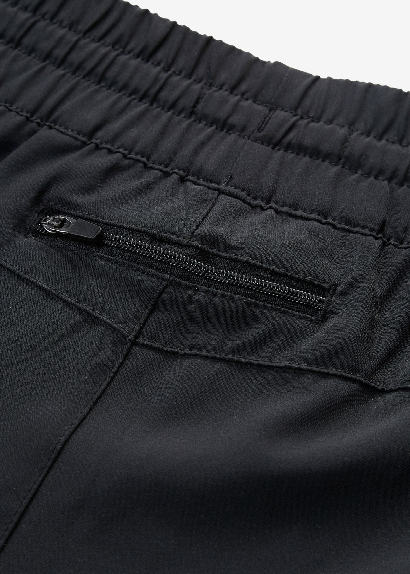 bonprix Pantalon fonctionnel  longueur 7/8, fentes latérales avec zip, poche zippée arrière