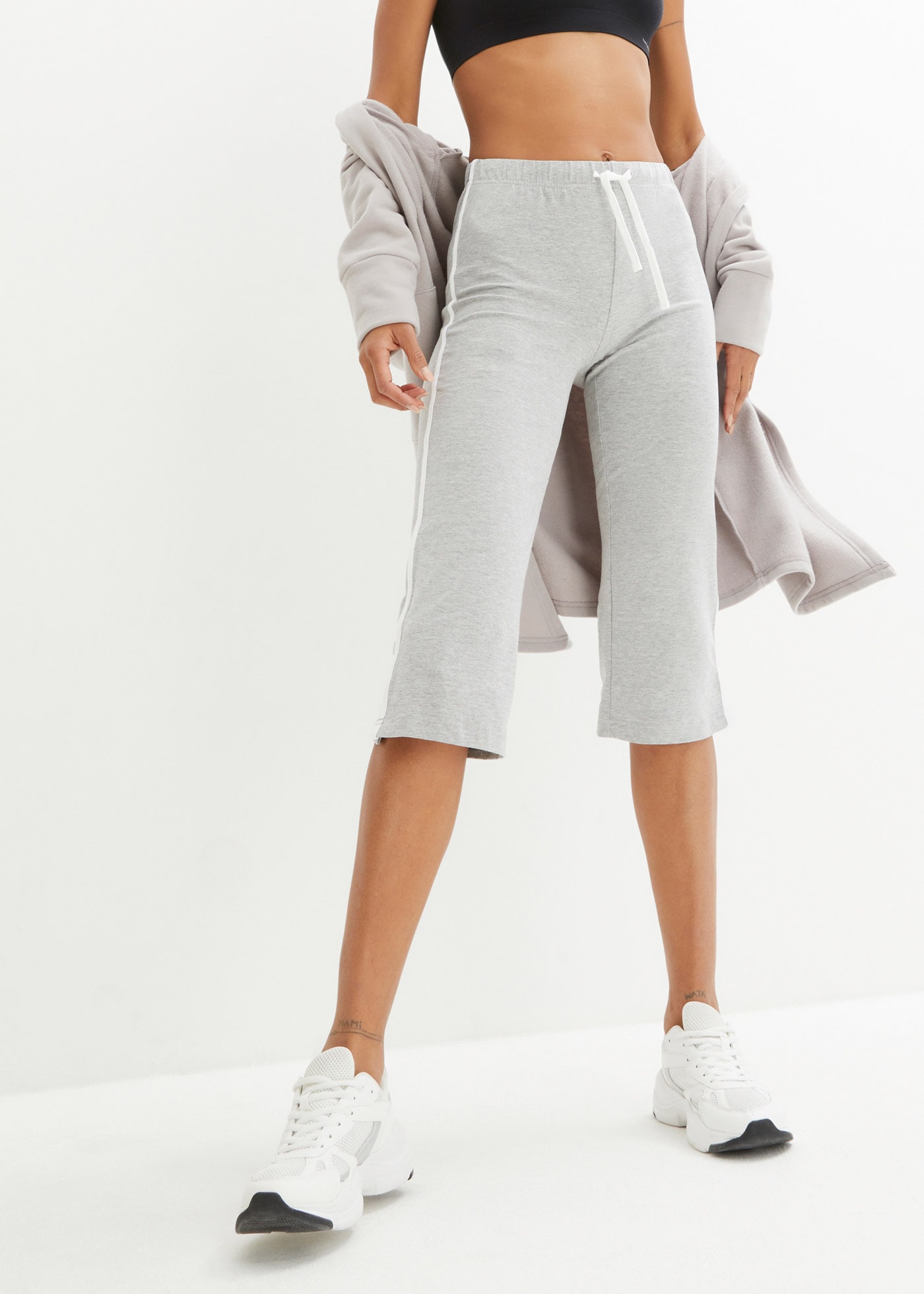 bonprix Pantalon de sport  Capri-Sporthose, skinny fit mit geradem Bein