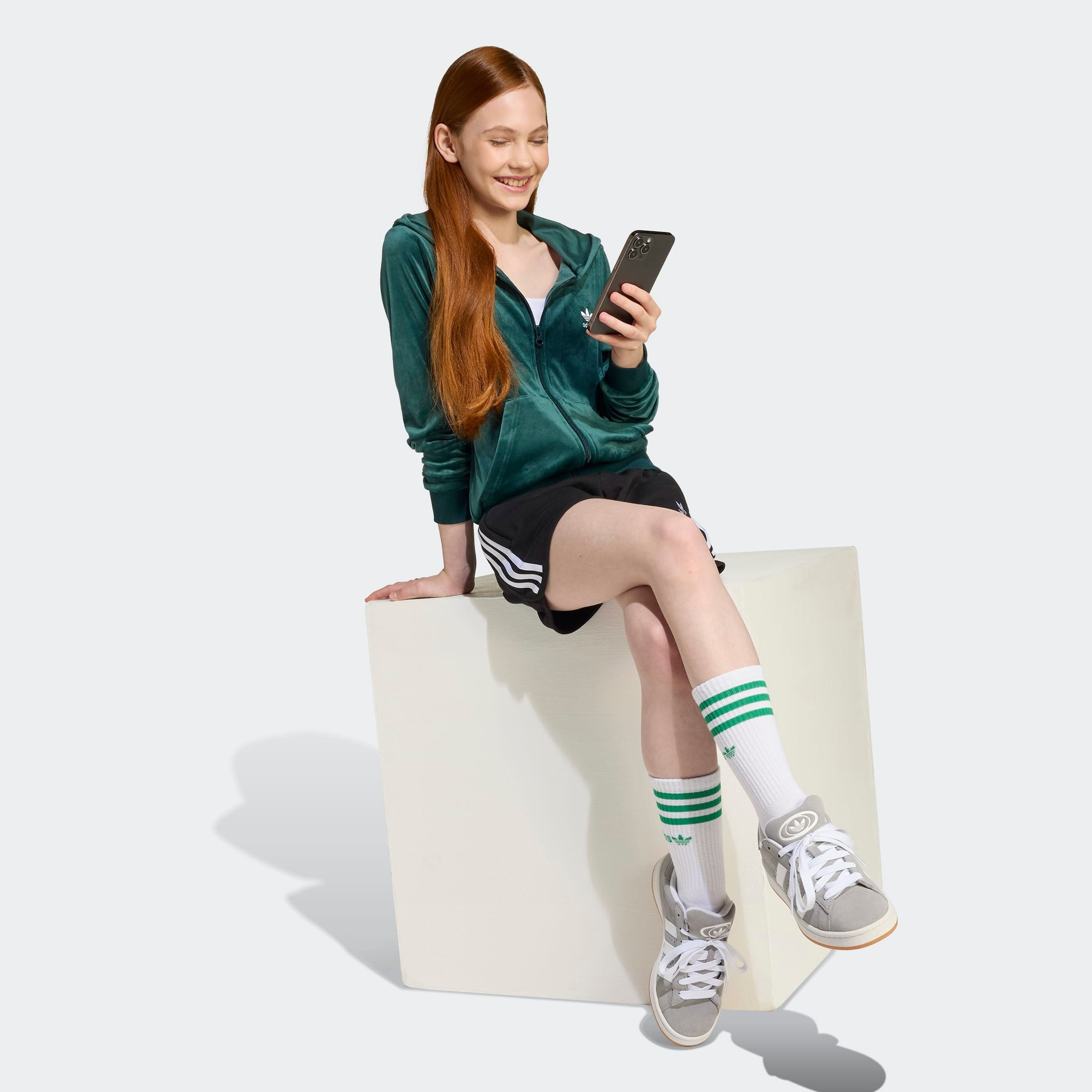 adidas Originals Sweat à capuche »VELOUR Z HOODIE«
