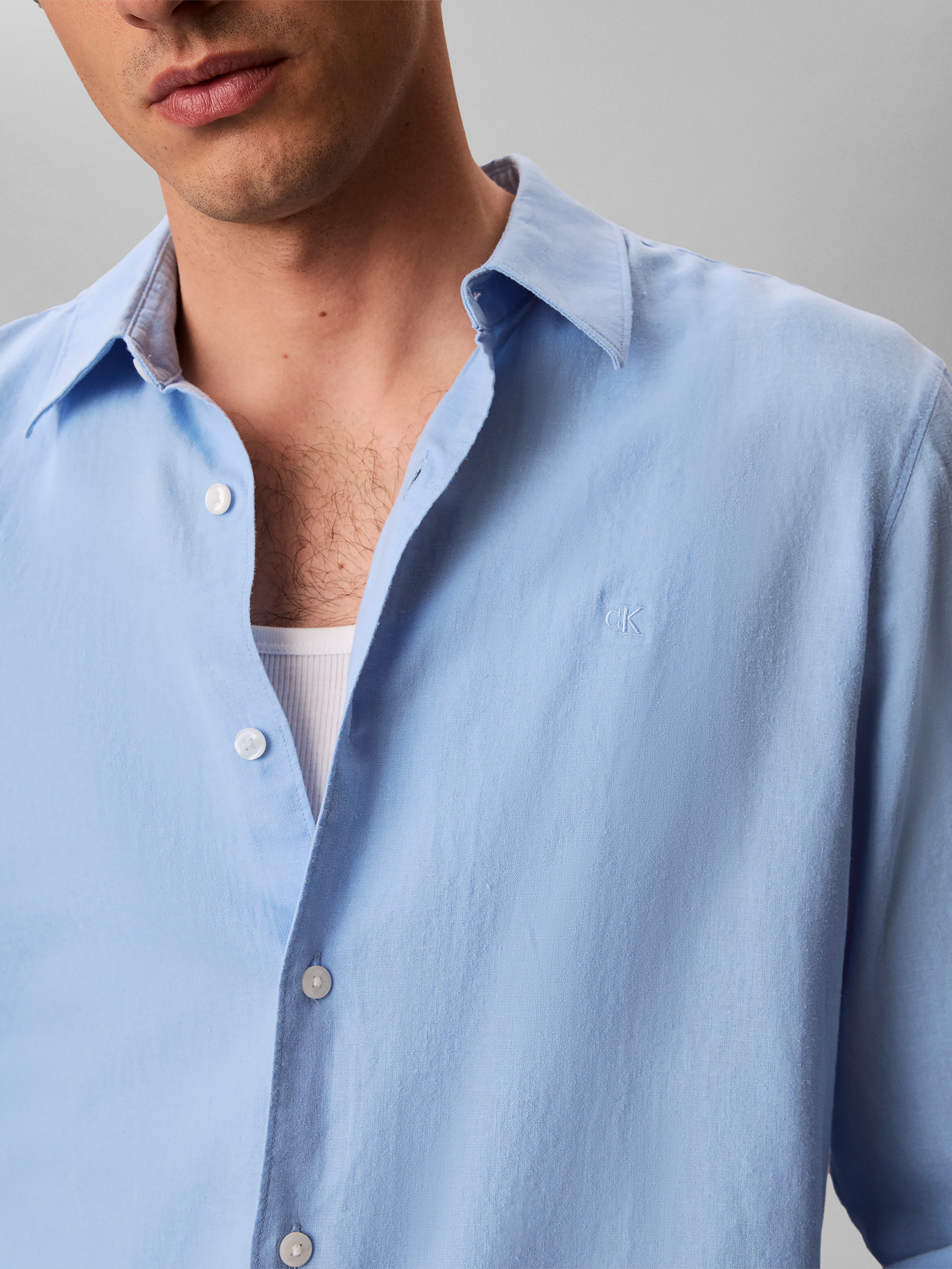 Calvin Klein Chemise en lin »SOLID LINEN CLASSIC« Kentkragen, Regular Fit, Leinen-Viskosemix