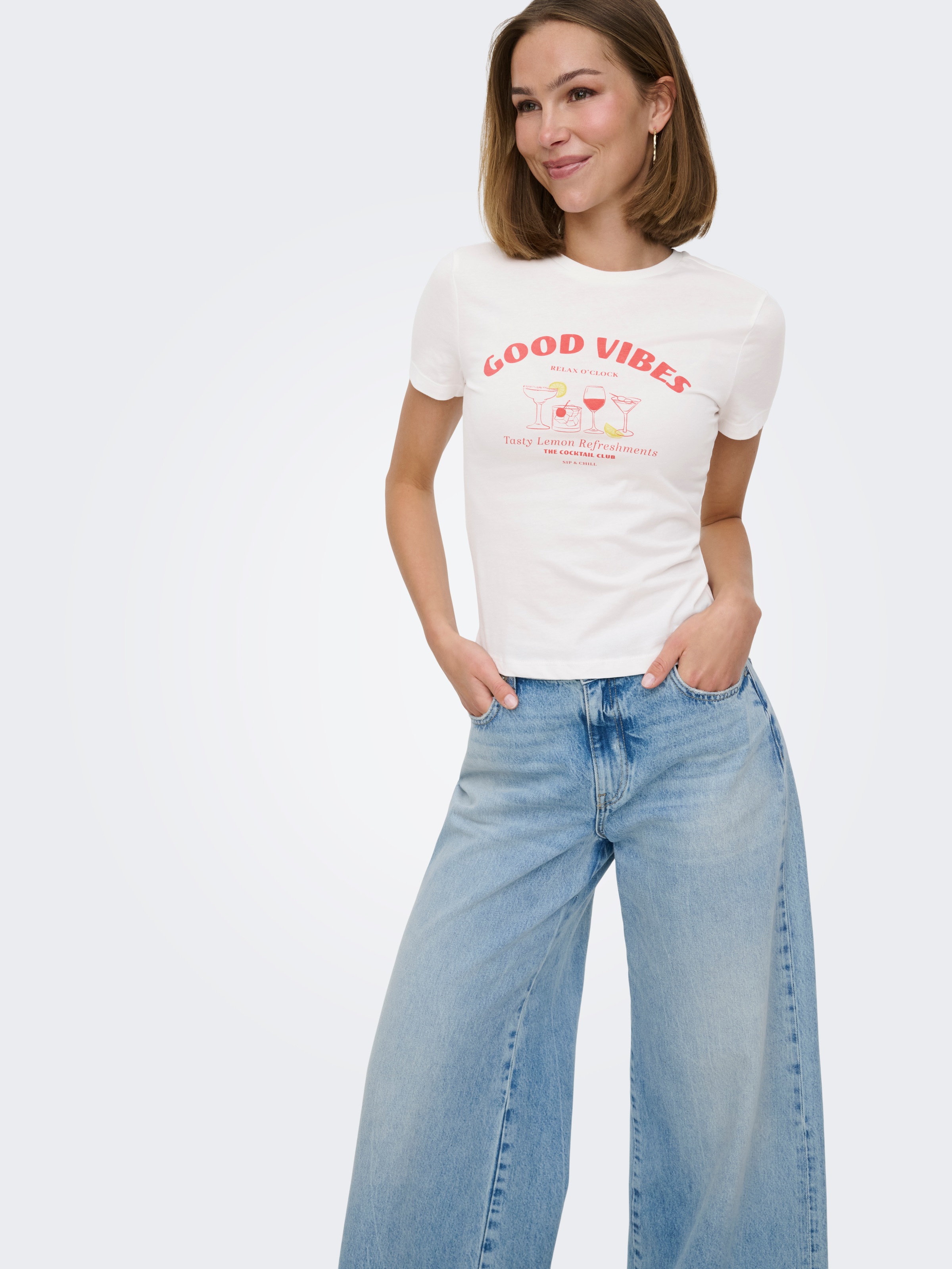 ONLY T-shirt »ONLVIVVI S/S TEE BOX JRS« coton, col rond