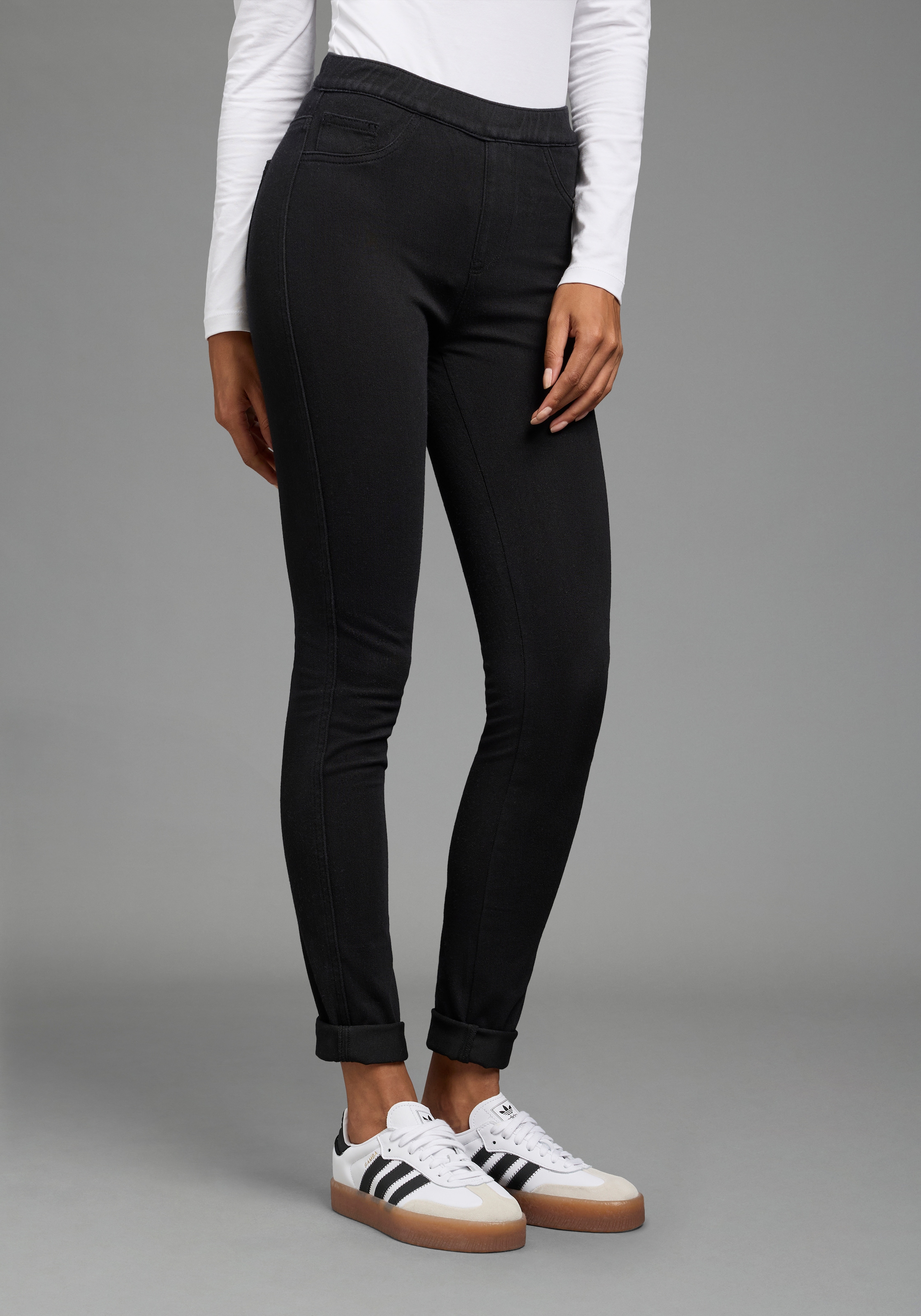Arizona Jeggings en jeans »im 4 Way Stretch, Quer- und Längselastisch, Skinny« coupe skinny, coupe très ajustée, taille normale, aspect uni