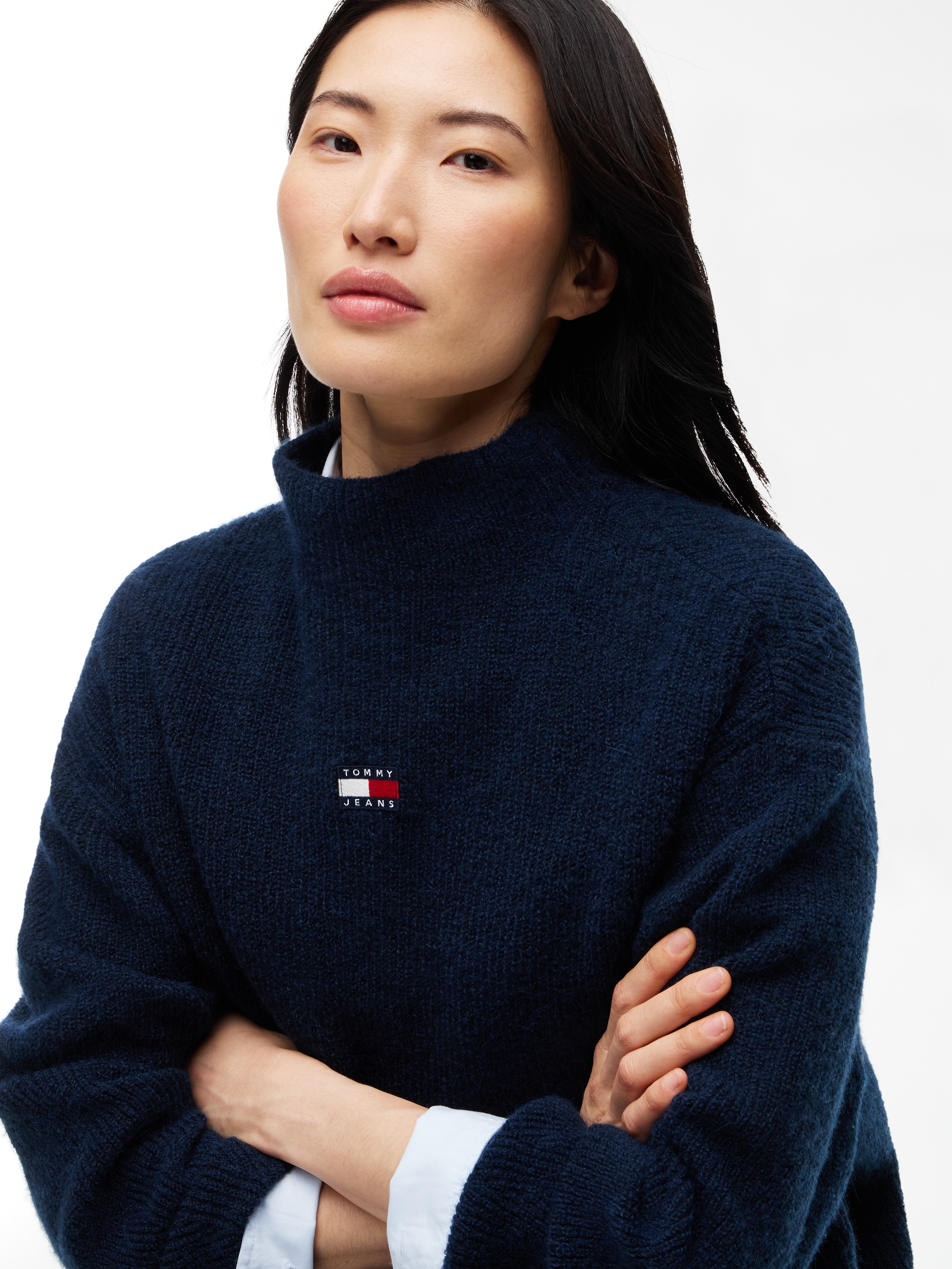 Tommy Jeans Pull à col montant »TJW MOCKNECK BADGE SWEATER EXT« Materialmix mit Alpaka