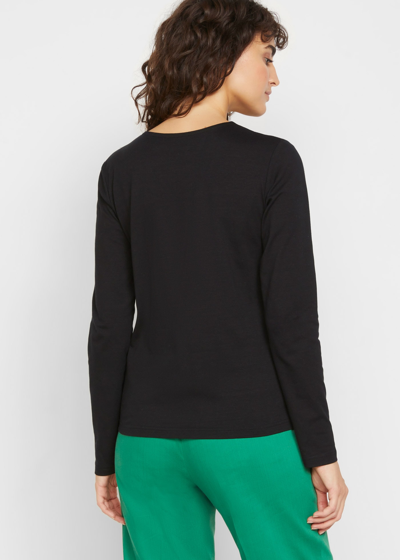 bonprix T-shirt à manches longues schmal geschnittene Passform, V-Ausschnitt