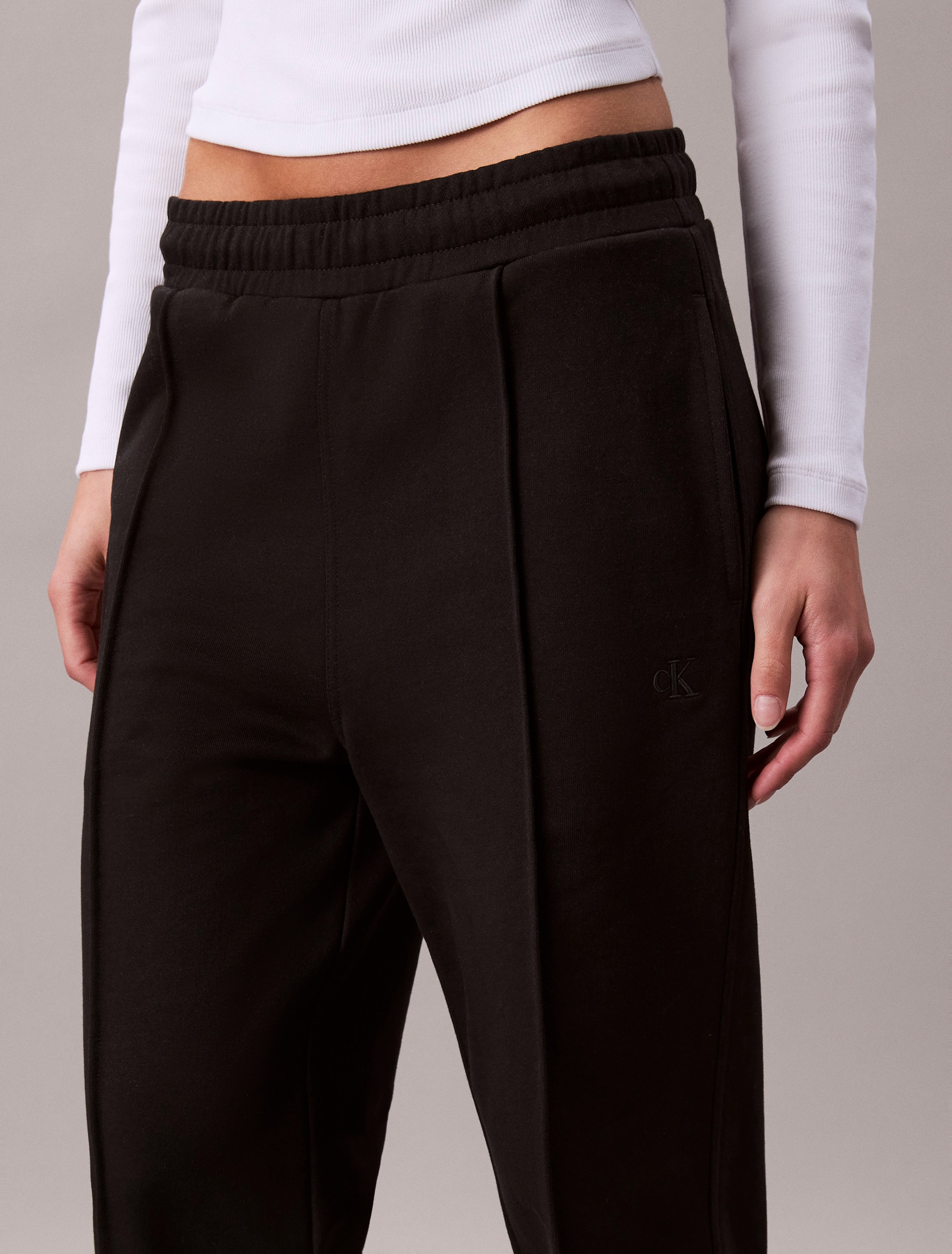 Calvin Klein Jeans Pantalon sweat  elastischer Bund, gerade Passform, Bundfalte