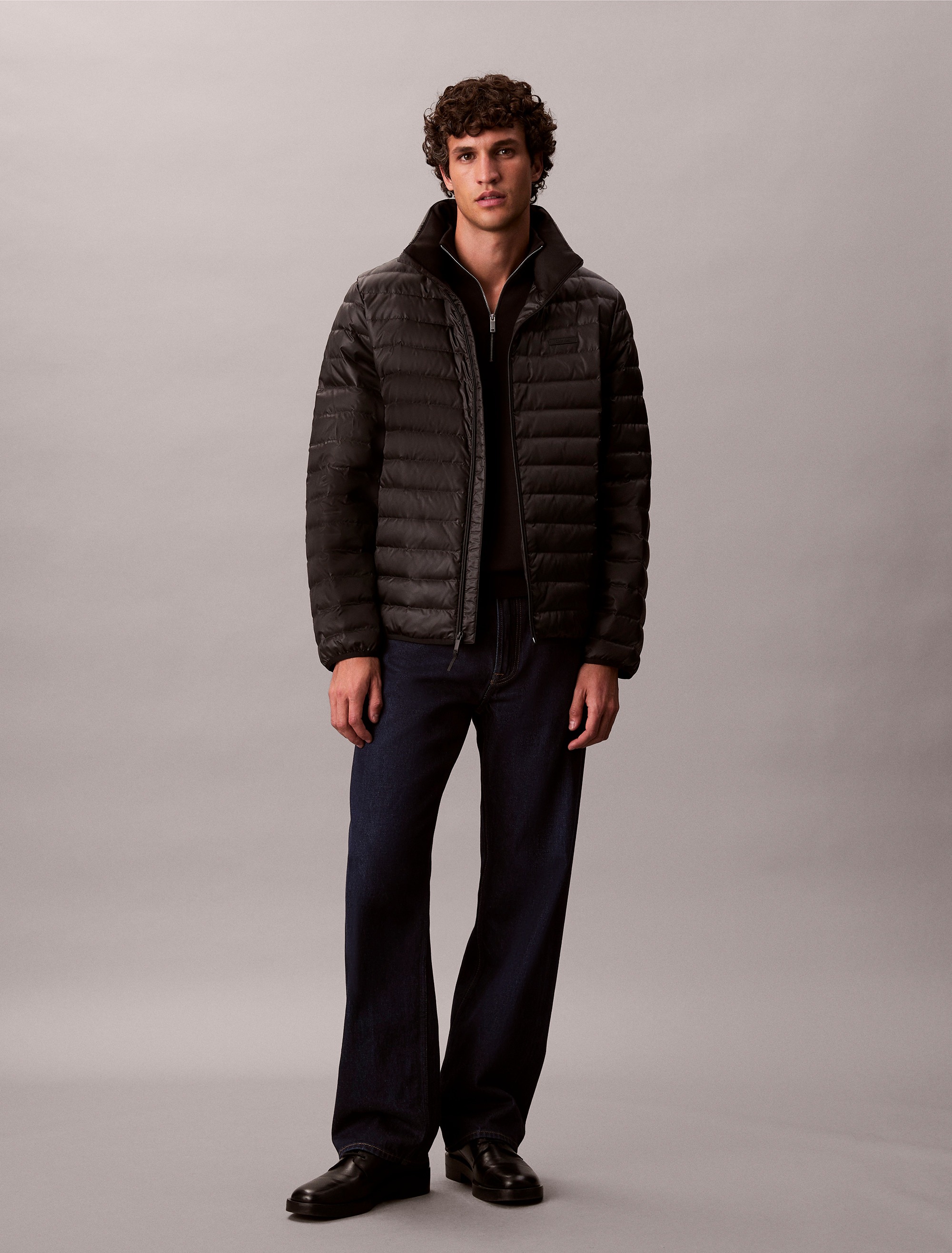 Calvin Klein Veste matelassée »LS LT WT NYLN CHNNLD« sans capuche avec encolure ronde