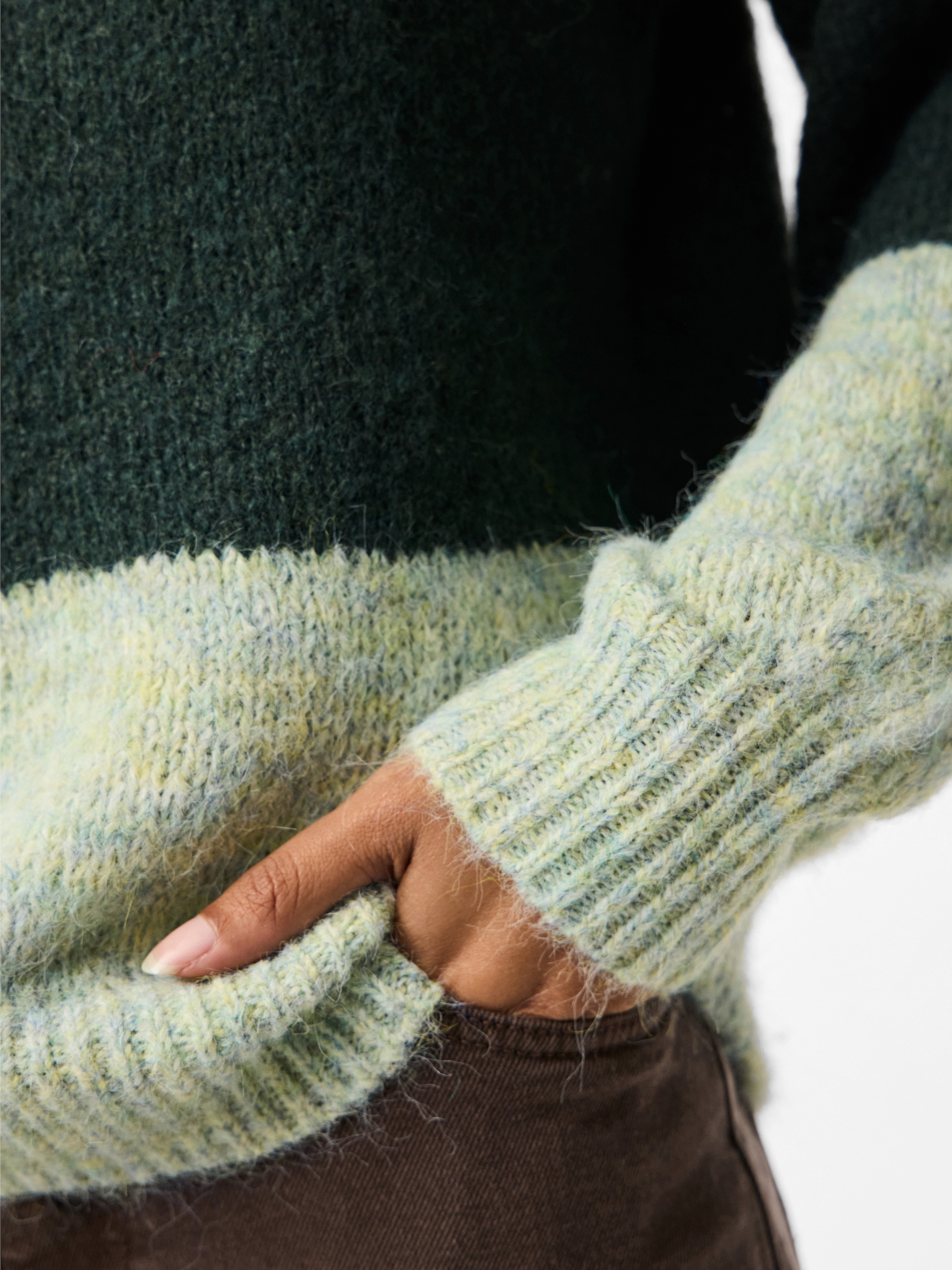 pieces Pull à col rond »PCIVY LS O-NECK COLOR BLOCK KNIT PWP BC«, Colorblock Design
