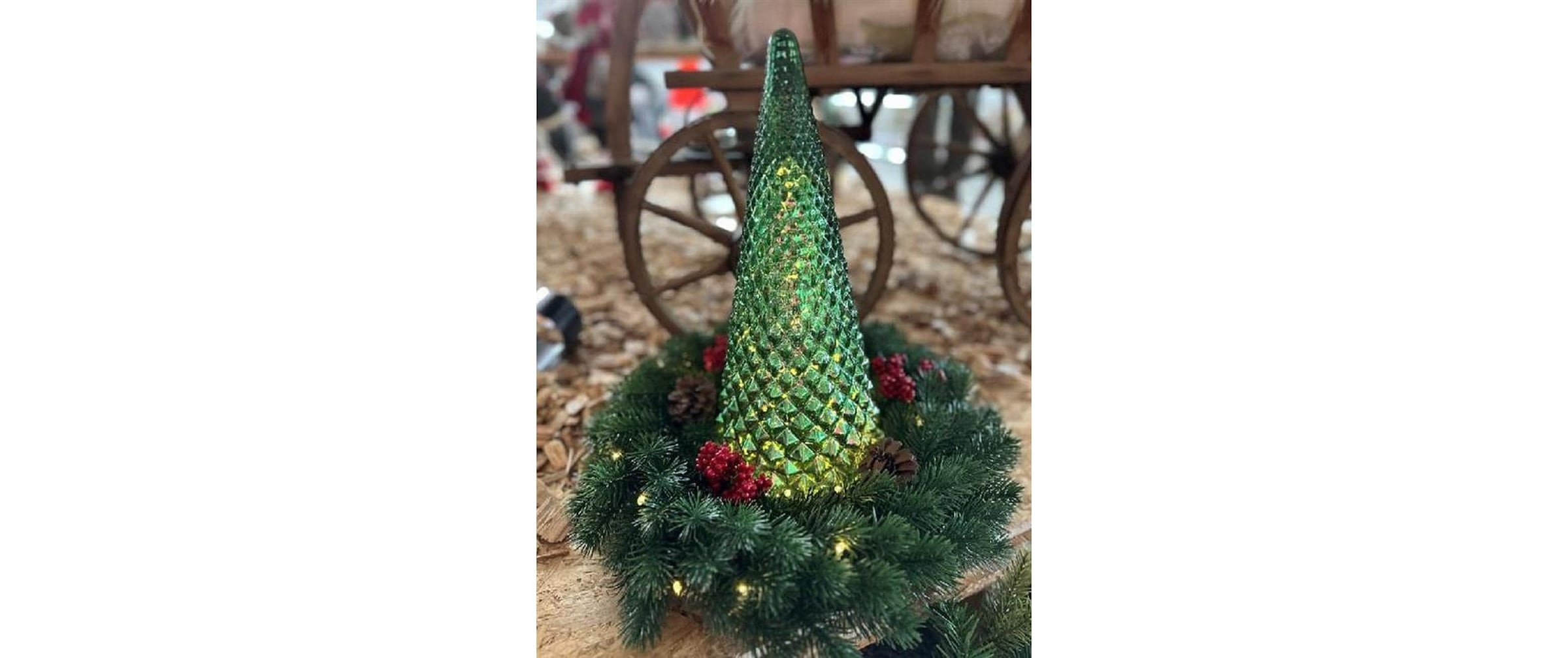   Figurine décorative LED »Dameco Tanne Glas 16 cm x 16 cm x 36 cm«