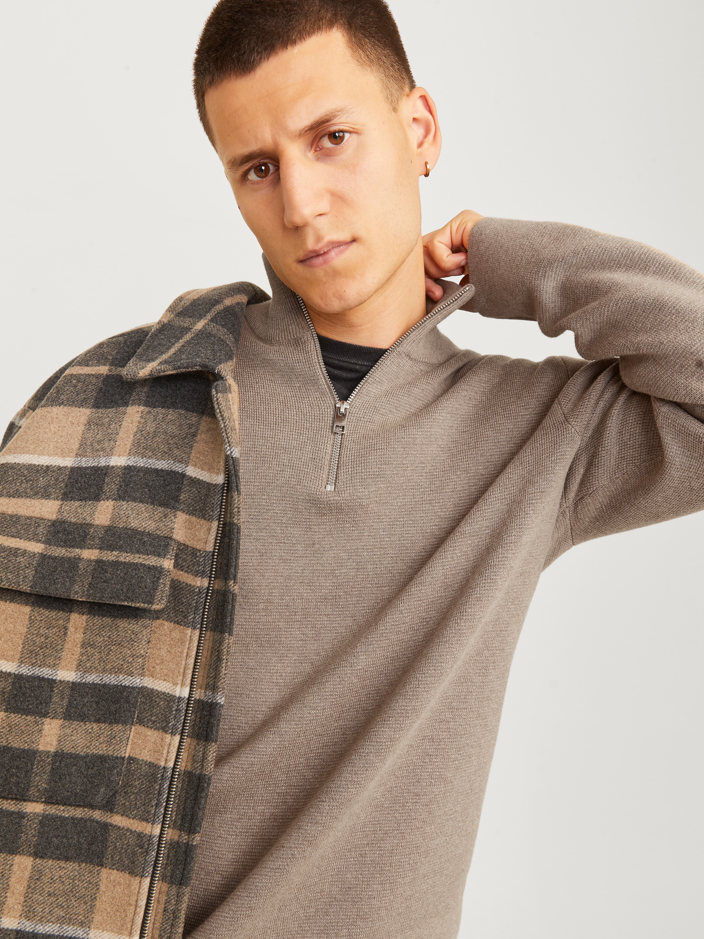Jack & Jones Troyer »JPRBLAMILANO STITCH KNIT HALF ZIP SN« coton, coupe décontractée