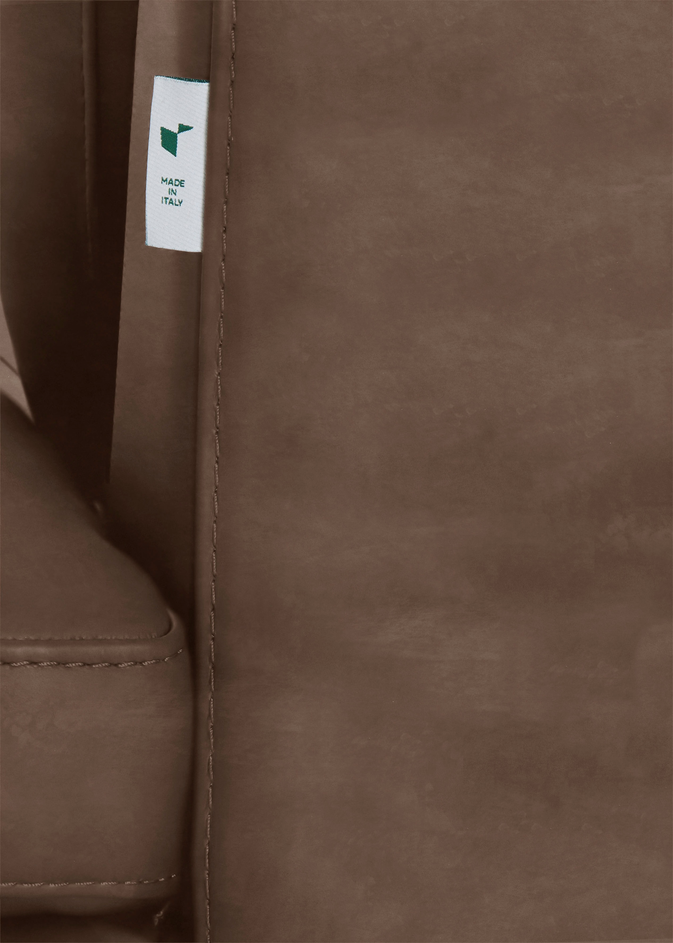 CALIA ITALIA Polstergarnitur »Gaia, hochwertige Garnitur aus 2-Sitzer & 3-Sitzer im edlen Design« Set, 2 Stk. tlg. aus pflegeleichtem Luxus-Microfaser Ginevra Hydro Care