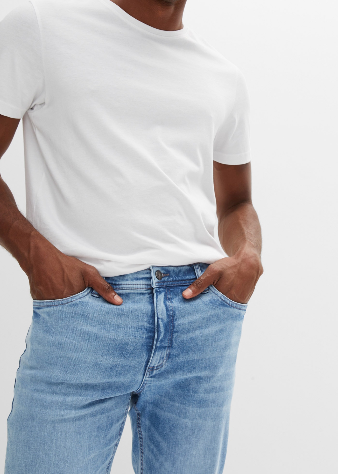 bonprix Jeans coupe régulière »Regular Fit Stretch-Jeans m. Komfortschnitt, Straight«, Regular Fit Stretch-Jeans m. Komfortschnitt, Straight
