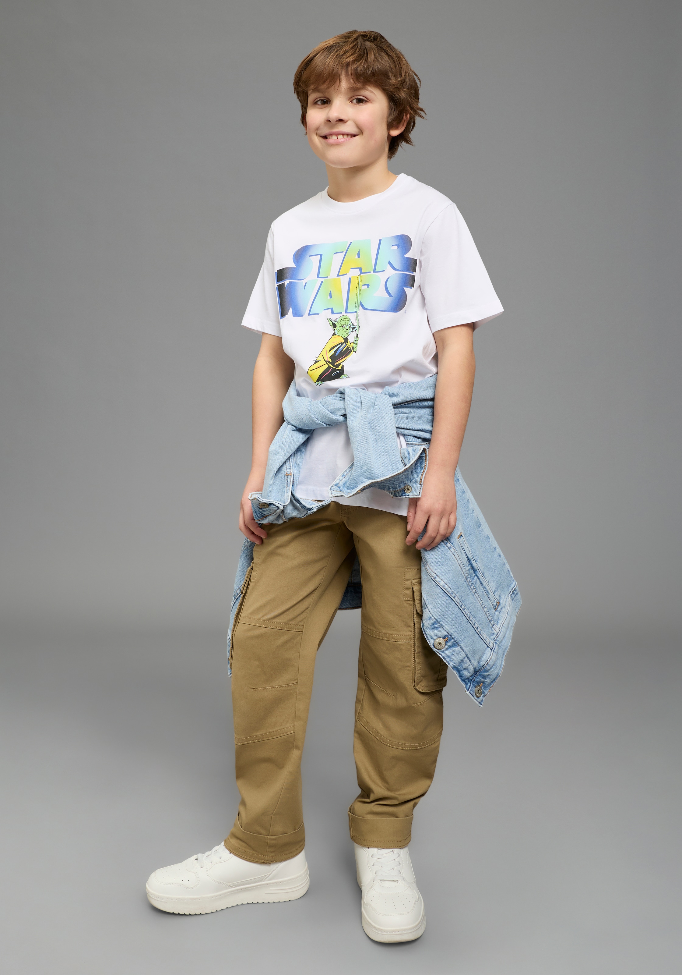 KIDSWORLD T-shirt »STAR WARS: YODA - Disney Shirt« YODA Shirt, modischer Stil, Kurzarm, Basic Passform, aus Baumwolle