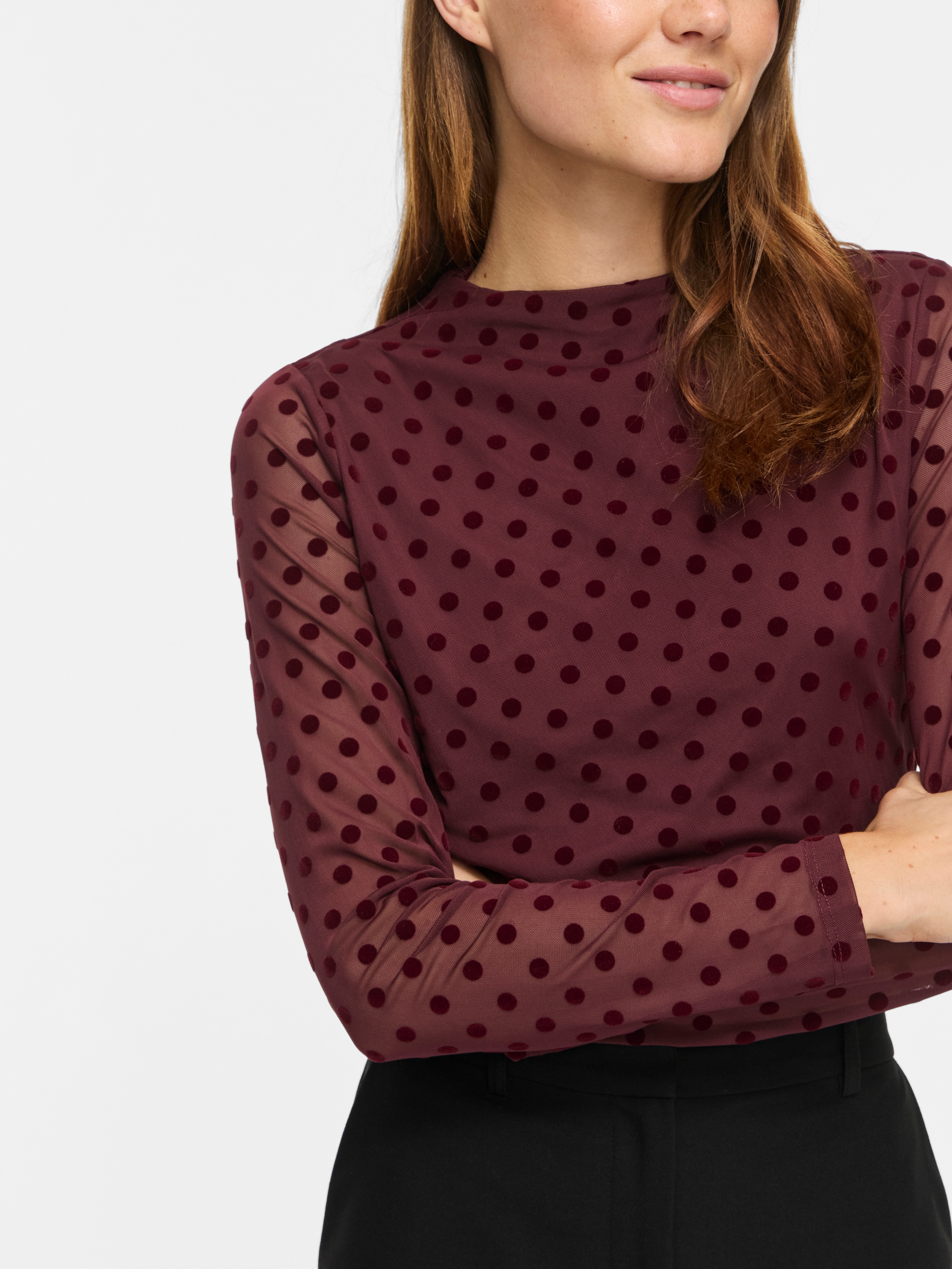 Vila T-shirt à manches longues »VIRIKKE L/S FUNNEL NECK TOP - NOOS« mélange de matières, coupe ajustée