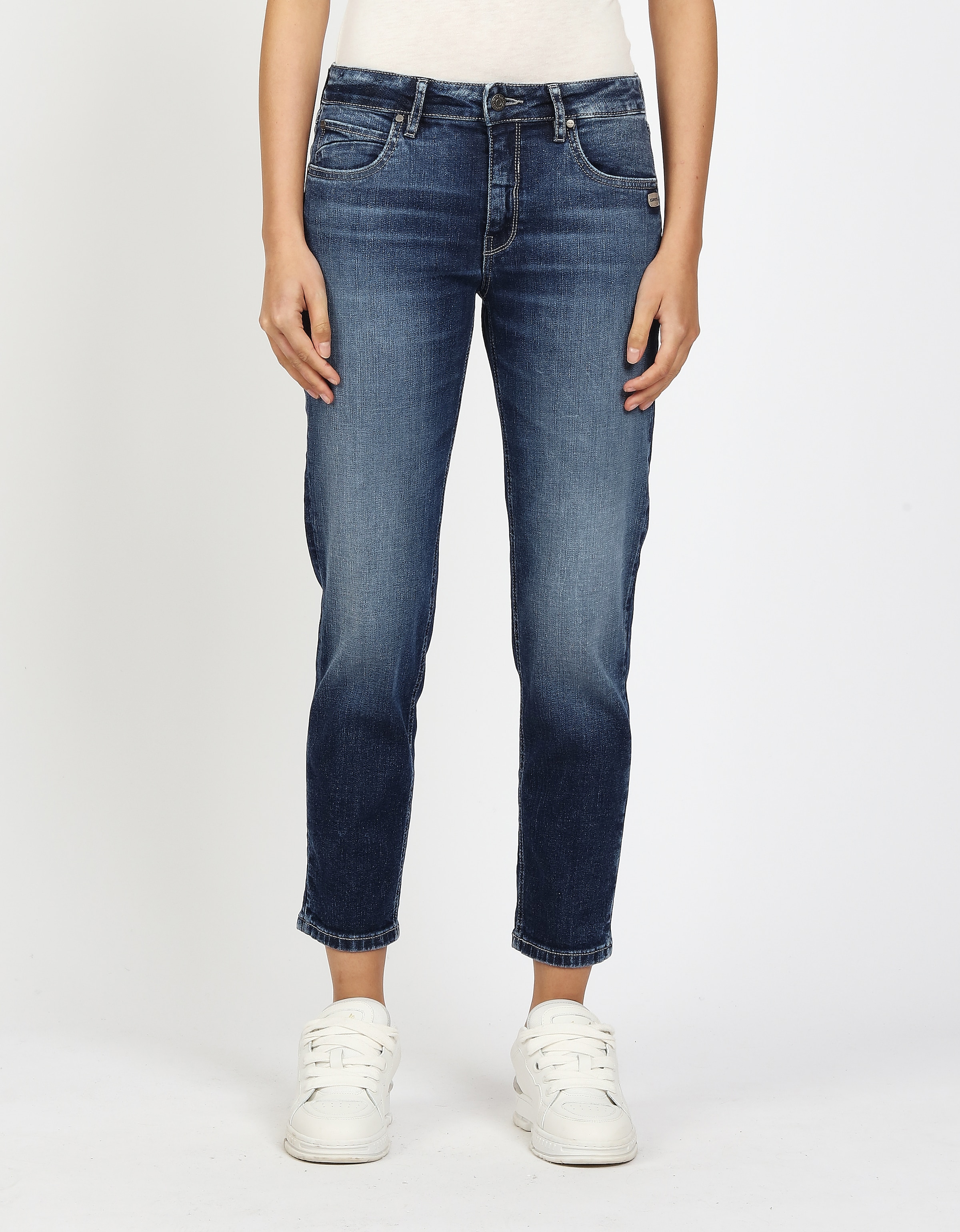 GANG Jeans boyfriend »94NADIA« Style 5 poches avec fermeture éclair et bouton