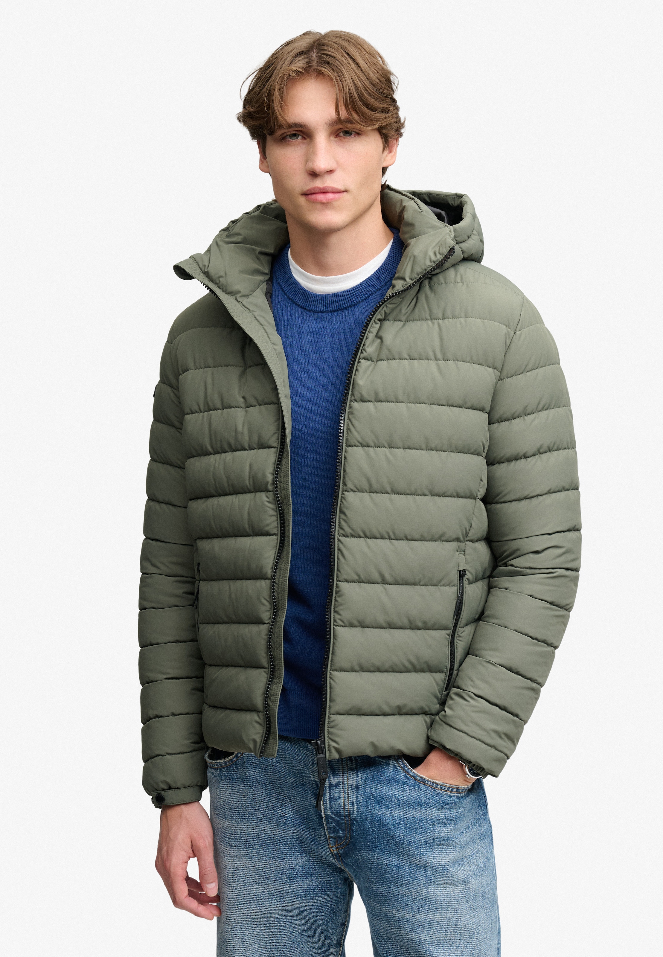 Superdry Veste matelassée »HOOD FUJI MIDWEIGHT PADDED JKT« avec capuche Kunstfaser, slim fit