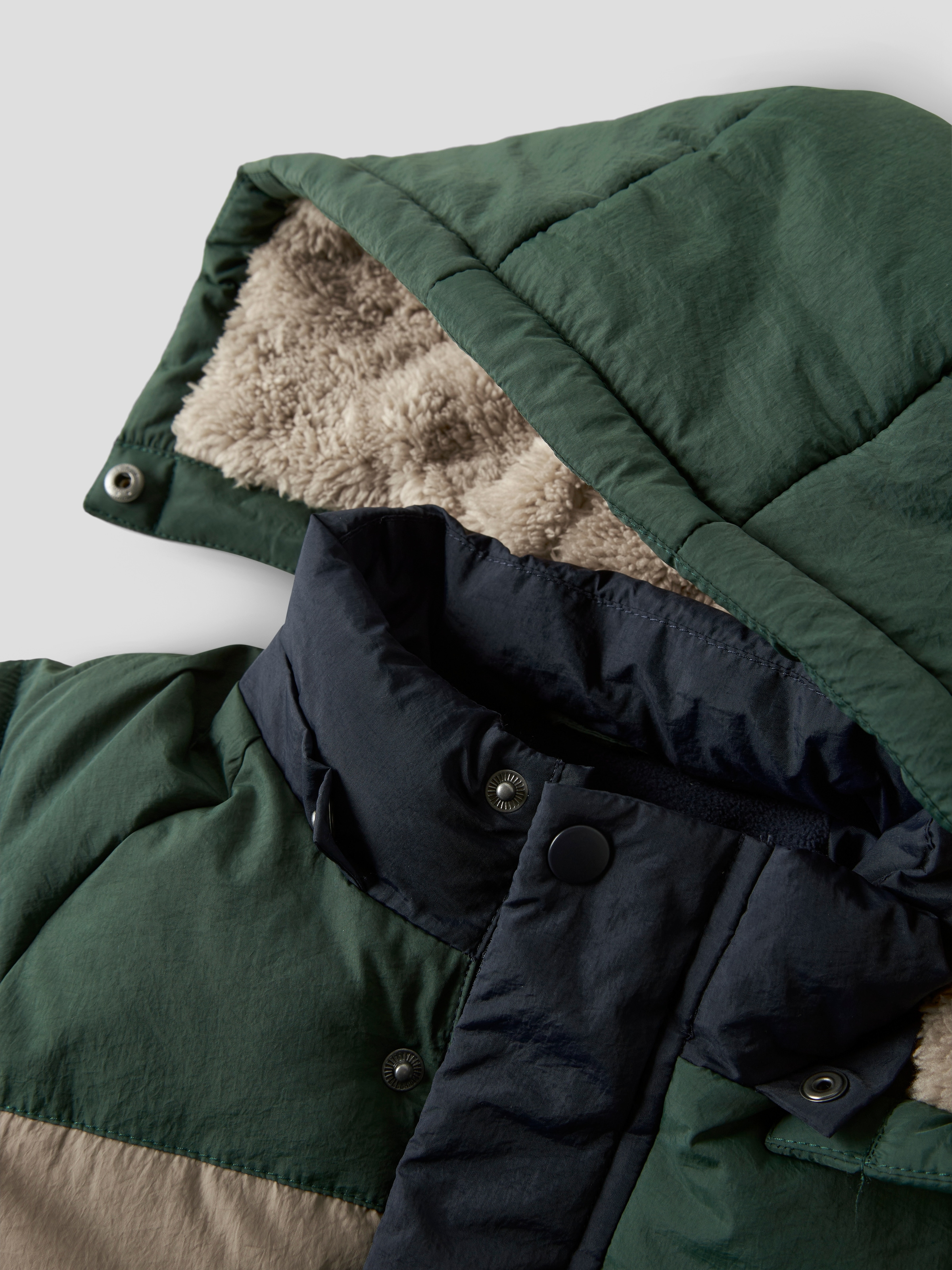 Name It Veste matelassée »NMMMELBOURNE PUFFER JACKET BLOCK« avec capuche