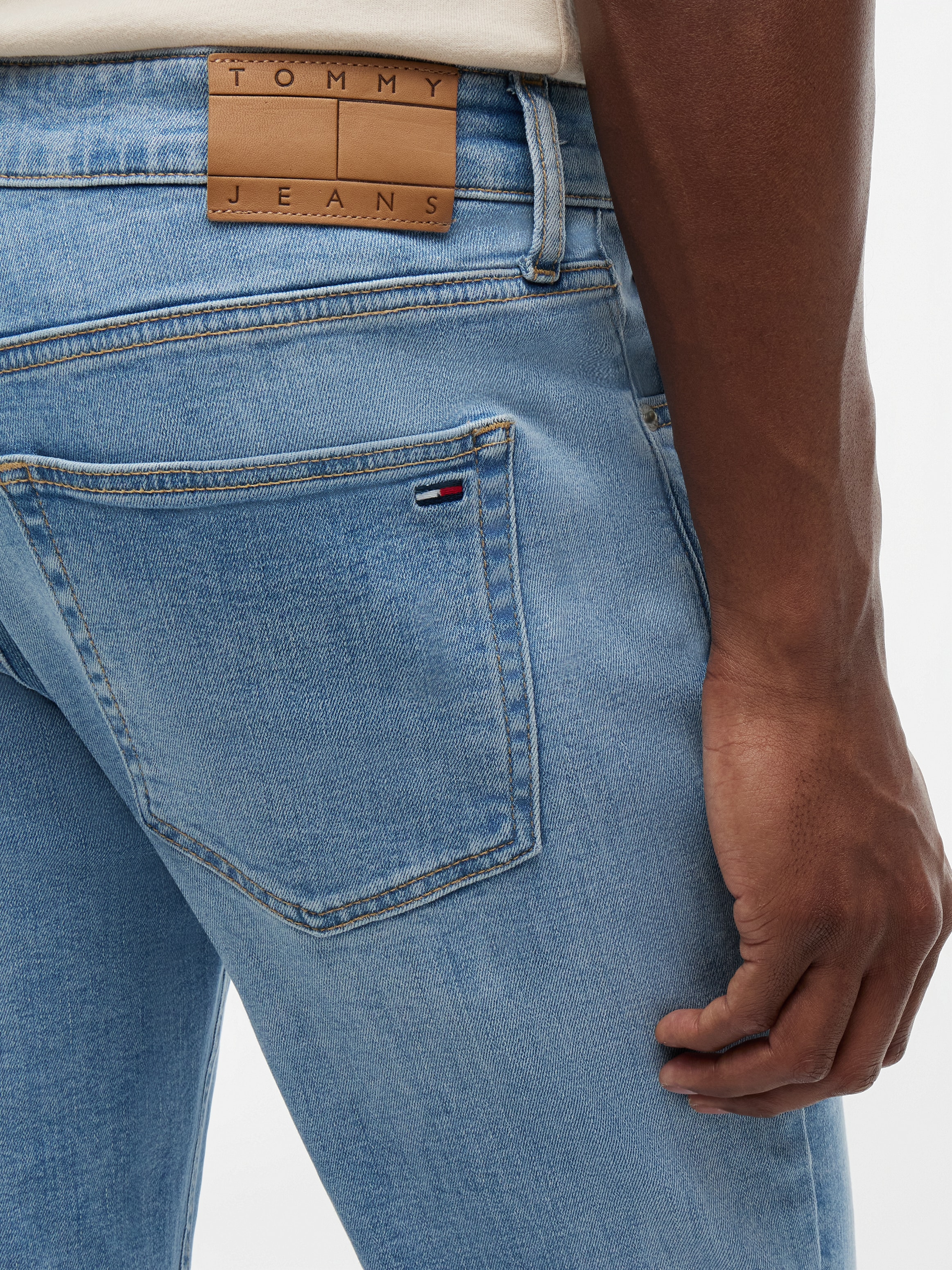 Tommy Jeans Slim-fit-Jeans »SCANTON SLIM CJ0218« Slim fit mit praktischen Taschen