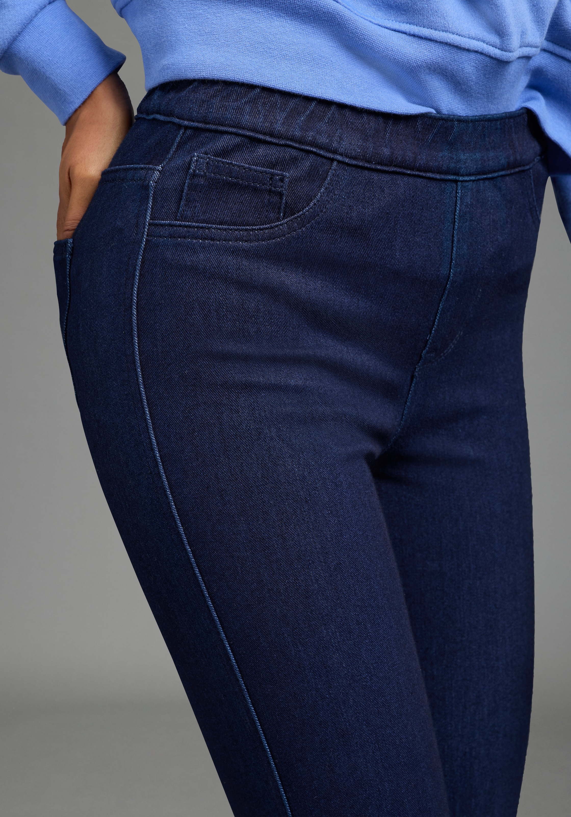 Arizona Jeggings en jeans »im 4 Way Stretch, Quer- und Längselastisch, 7/8« coupe skinny extra étroite, hauteur normale de taille, longueur 7/8