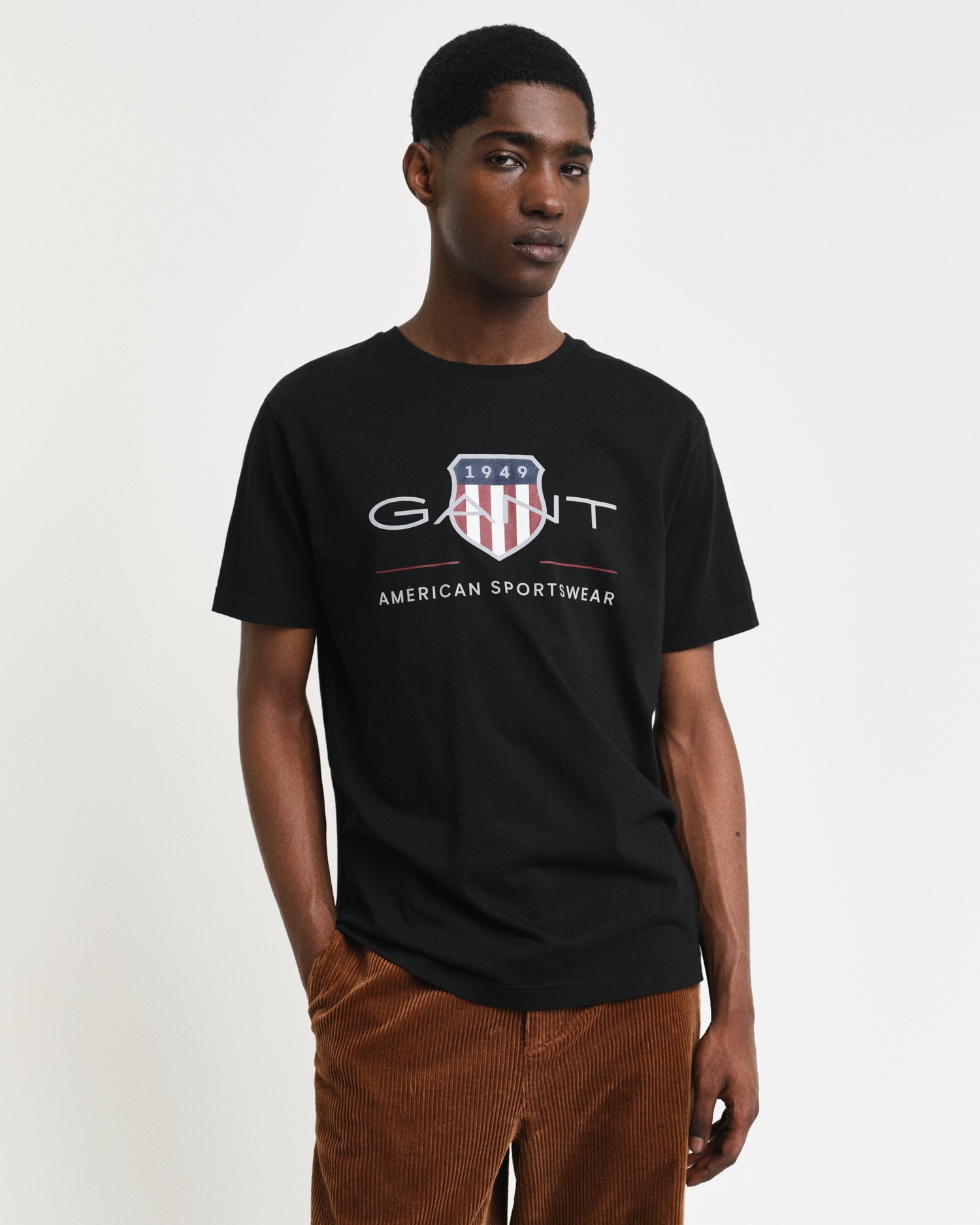 Gant T-shirt »REG ARCHIVE SHIELD SS T-SHIRT« avec impression logo sur la poitrine