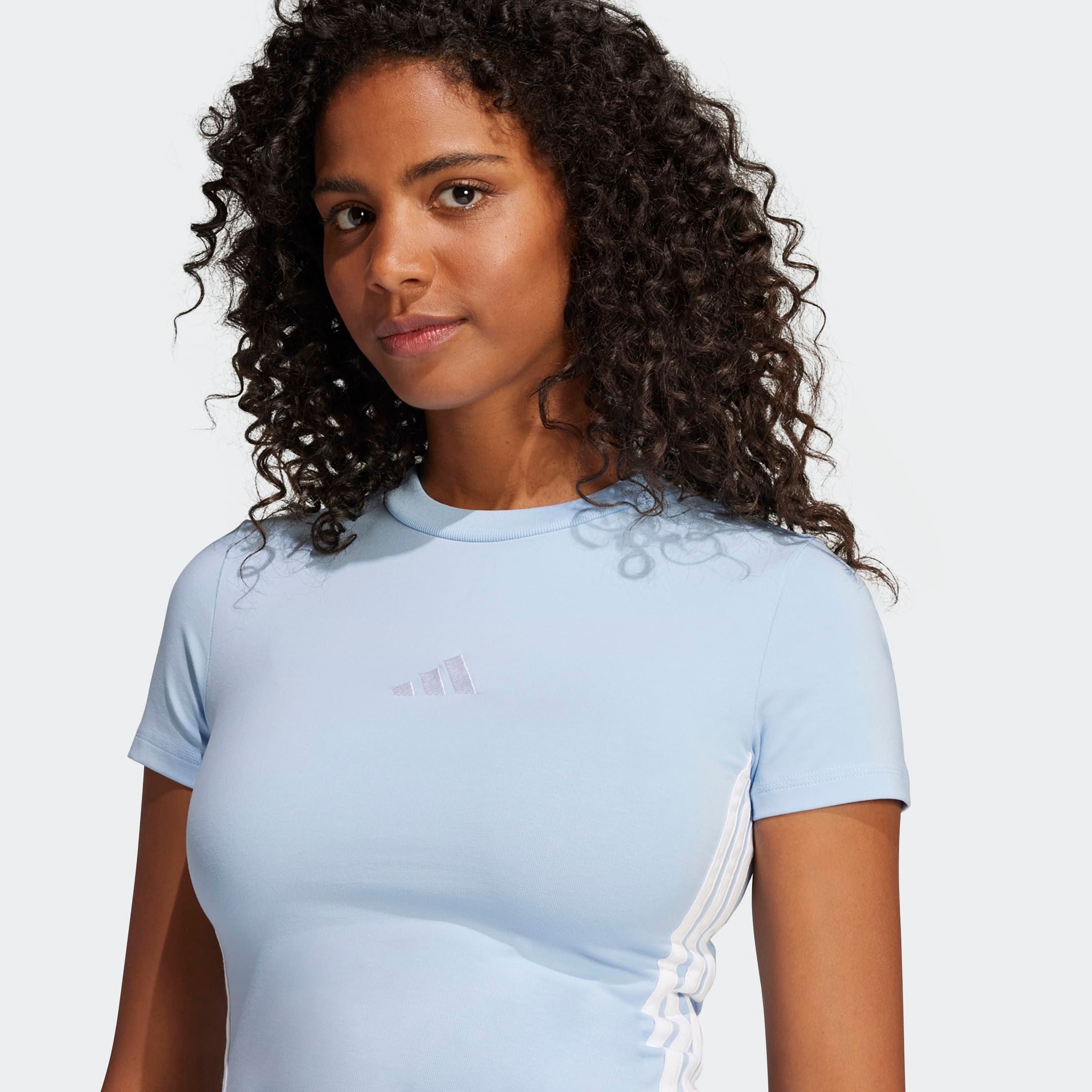 adidas Sportswear T-shirt »ESSENTIALS 3-STREIFEN SLIM BABY« schmale Passform, Rundhalsausschnitt, mit Elasthan-Anteil