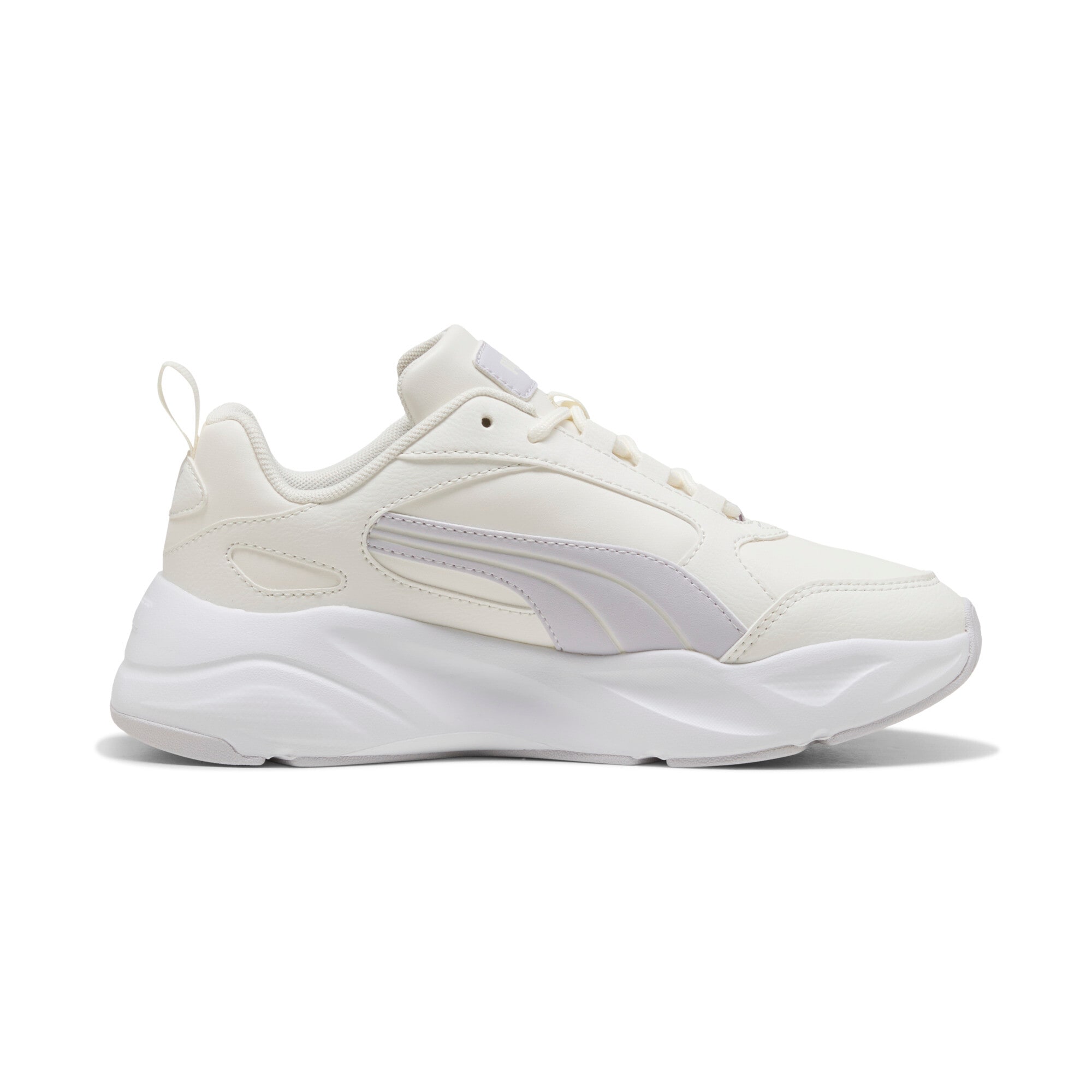 PUMA Sneakers »CASSIA 20 L«  pour looks sportifs et décontractés, avec lacets, semelle extérieure en caoutchouc
