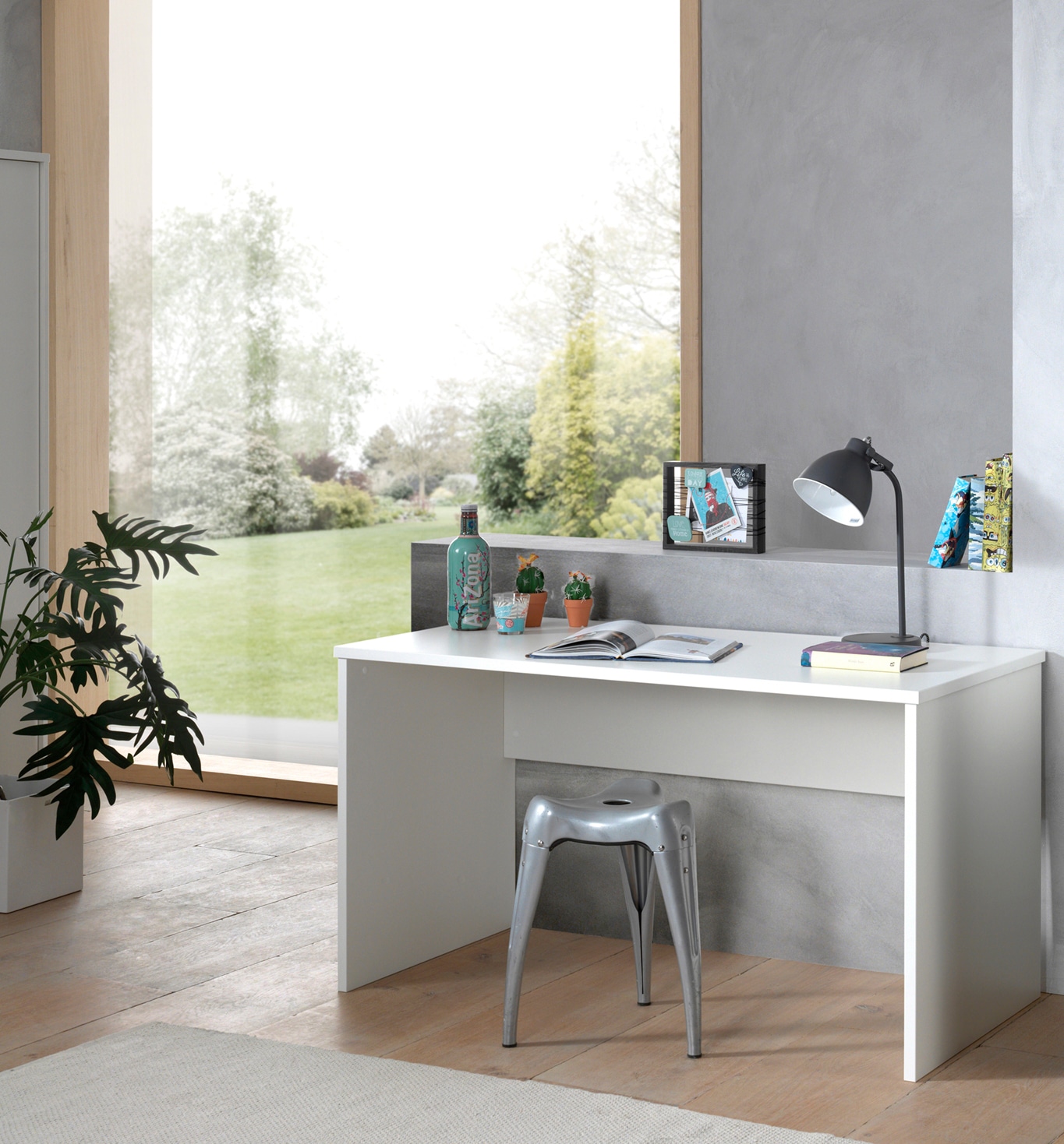 Vipack Bureau pour enfant »London mit pflegeleichter Melamin Oberfläche, stabil gebaut« L/H/P env. 140x75x65 cm, disponible en 2 couleurs,  bureau pour jeunes, bureau, surface mélaminée, sobre