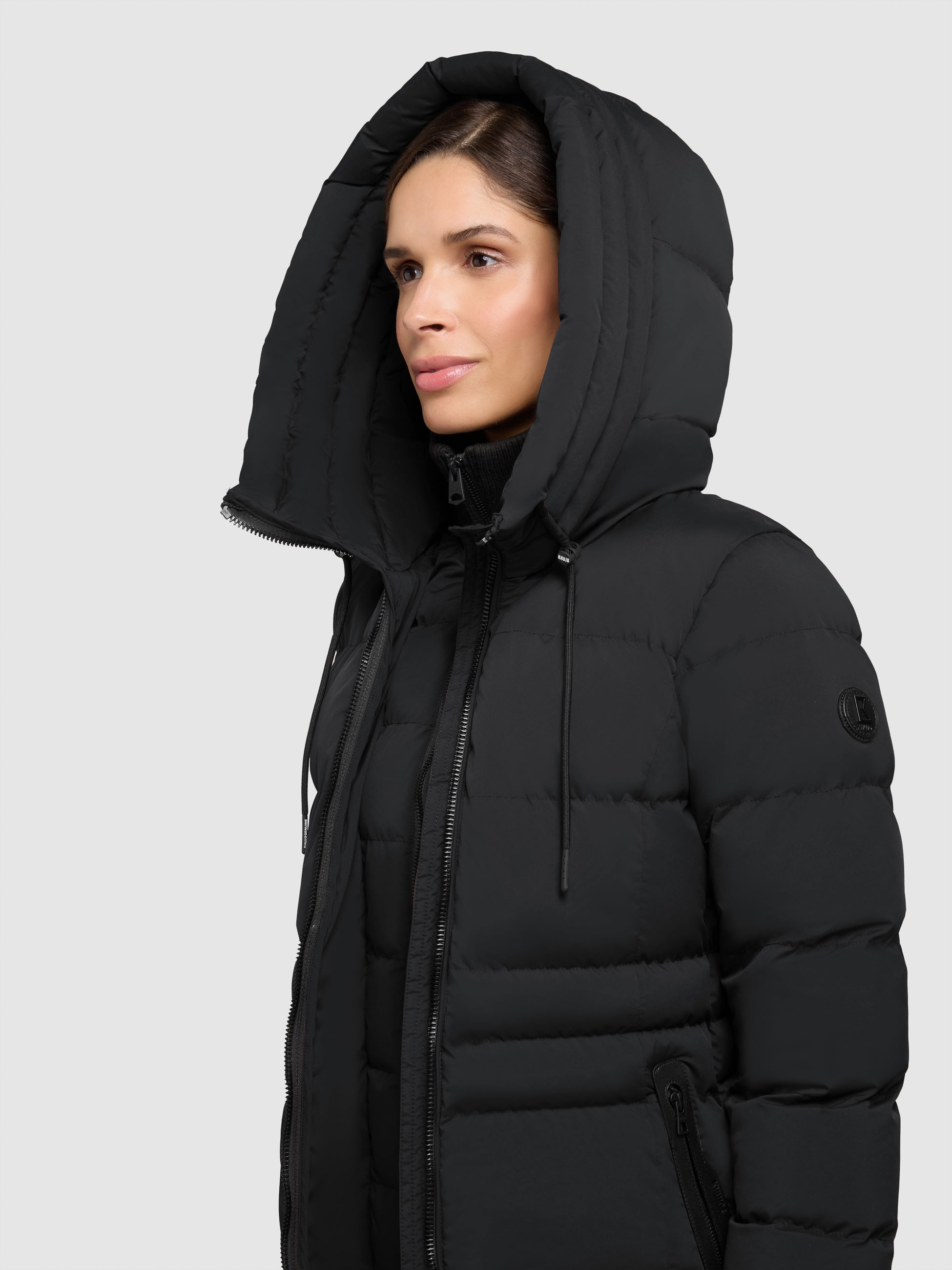 khujo Steppjacke »MATLA« mit Kapuze Reissverschlusstaschen mit Fleecefutter, eine Ärmeltasche