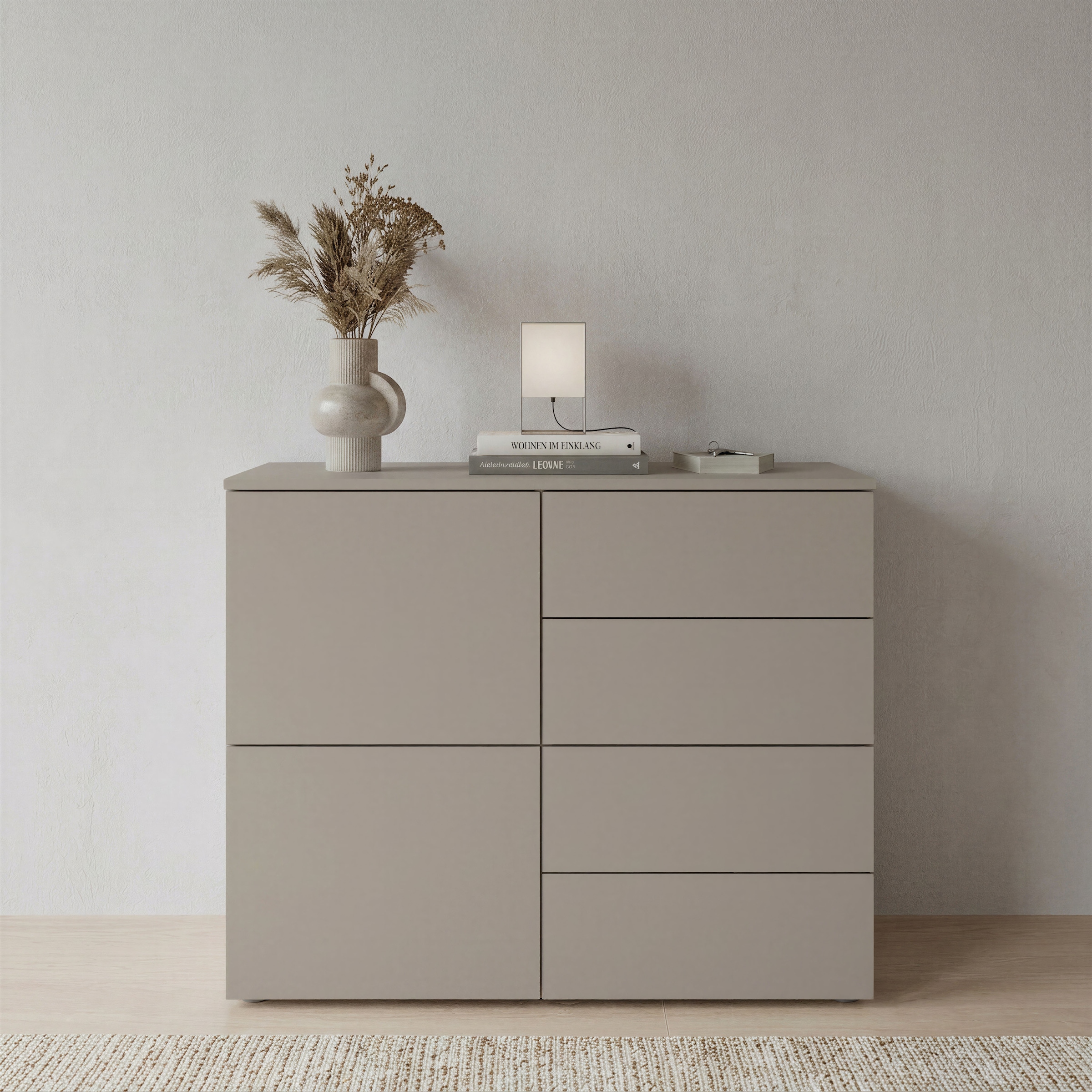 borchardt Möbel Commode »Rova, Sideboard Breite 93 cm« Push-To-Open, étagères réglables, beaucoup d'espace de rangement, largeur 93cm
