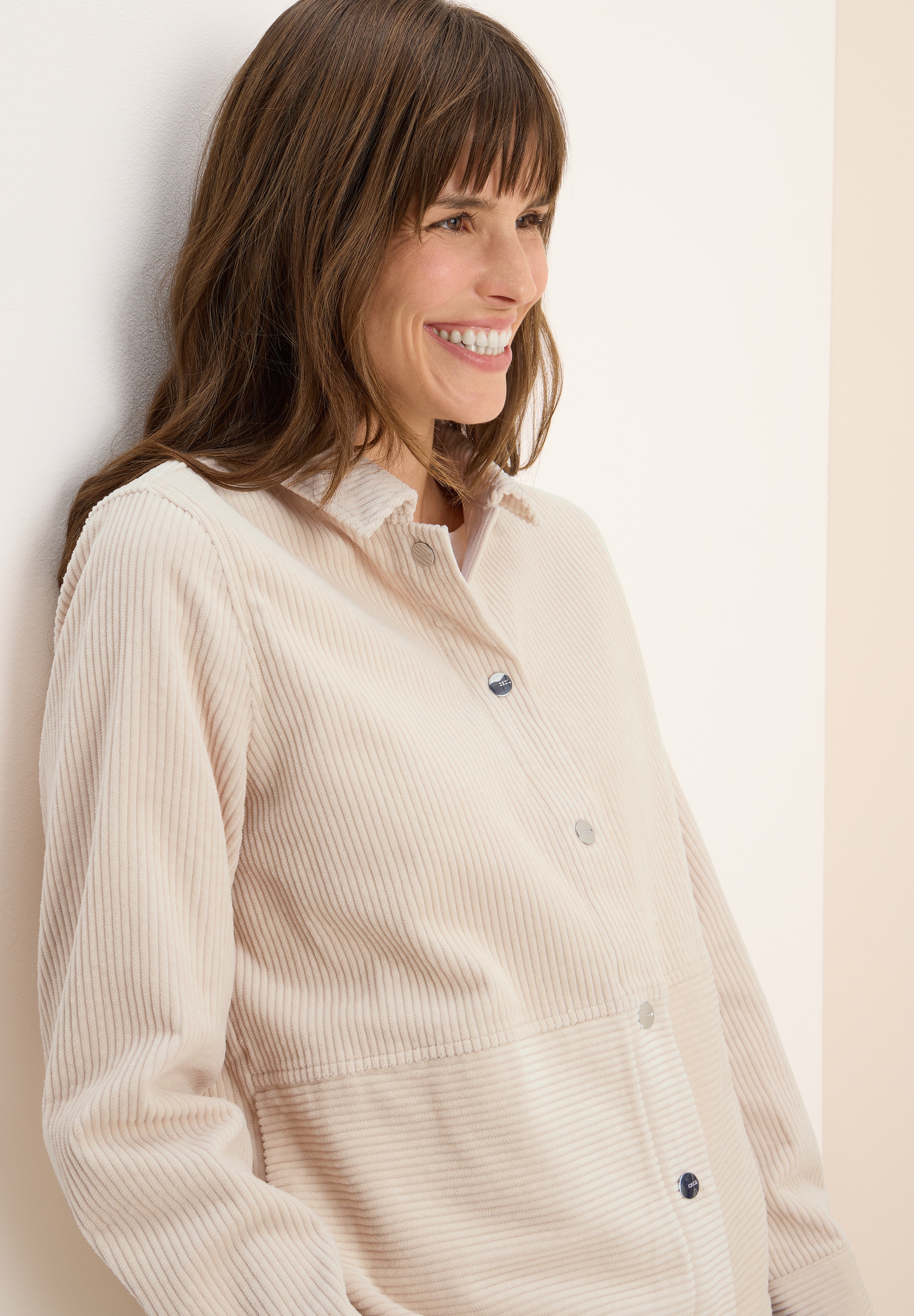 Cecil Veste en velours côtelé mit Knöpfen