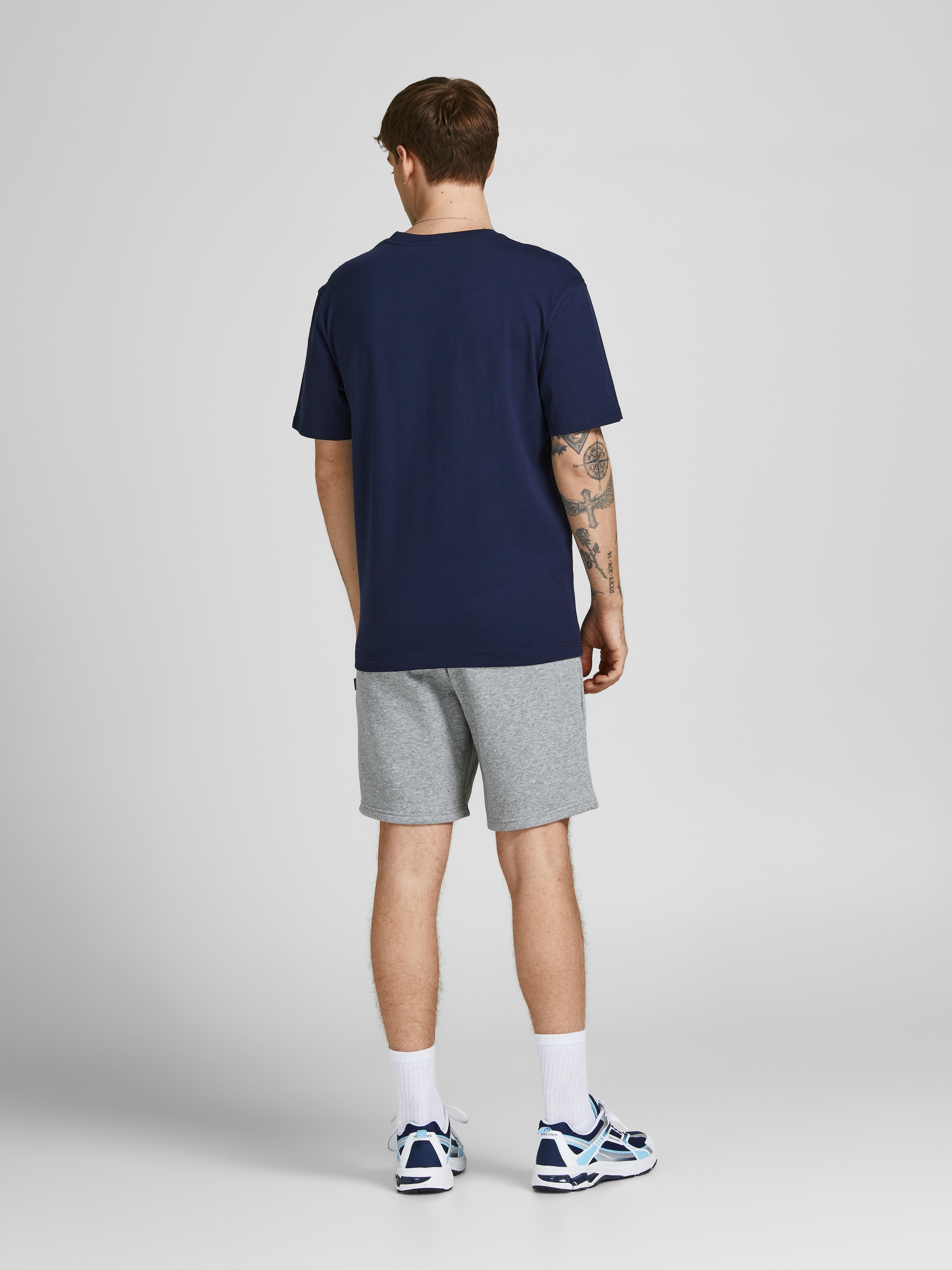 Jack & Jones Sweatshorts »JPSTGORDON mit elastischem Bund«  unifarben, modisch, regular fit, Webstoff