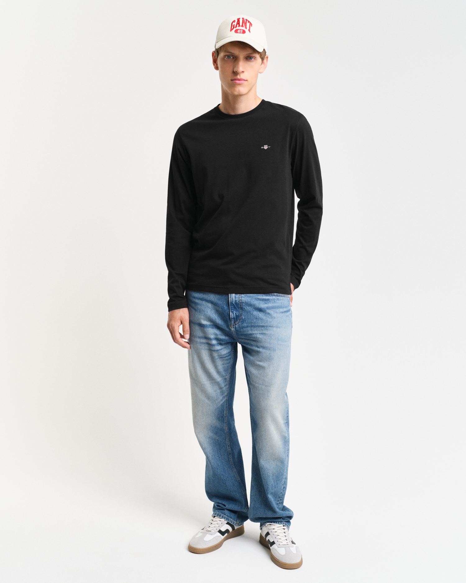 Gant T-shirt à manches longues »REG SHIELD LS T-SHIRT«, mit Logostickerei auf der Brust
