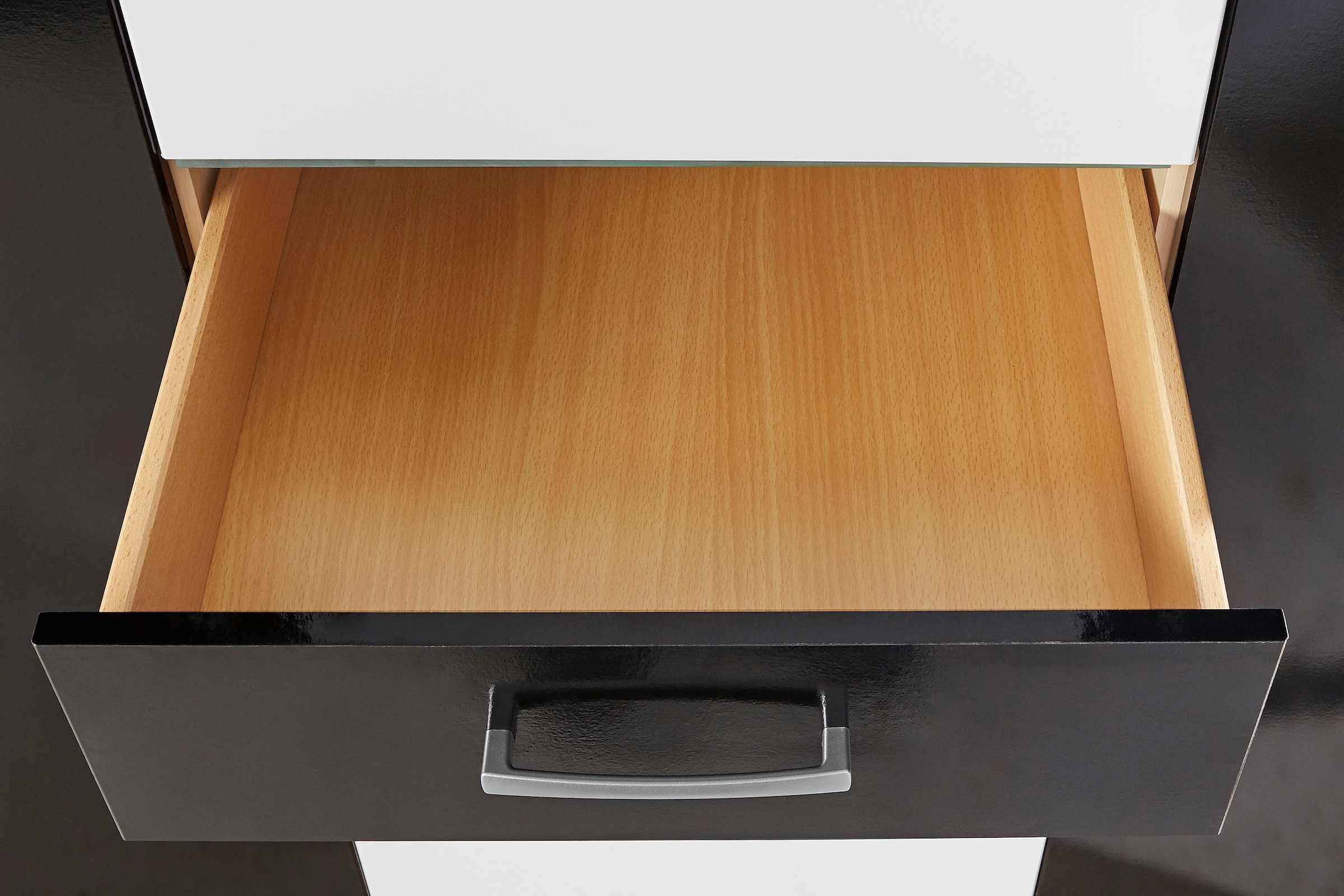 priess Kleiderschrank wahlweise mit Kranzbeleuchtung