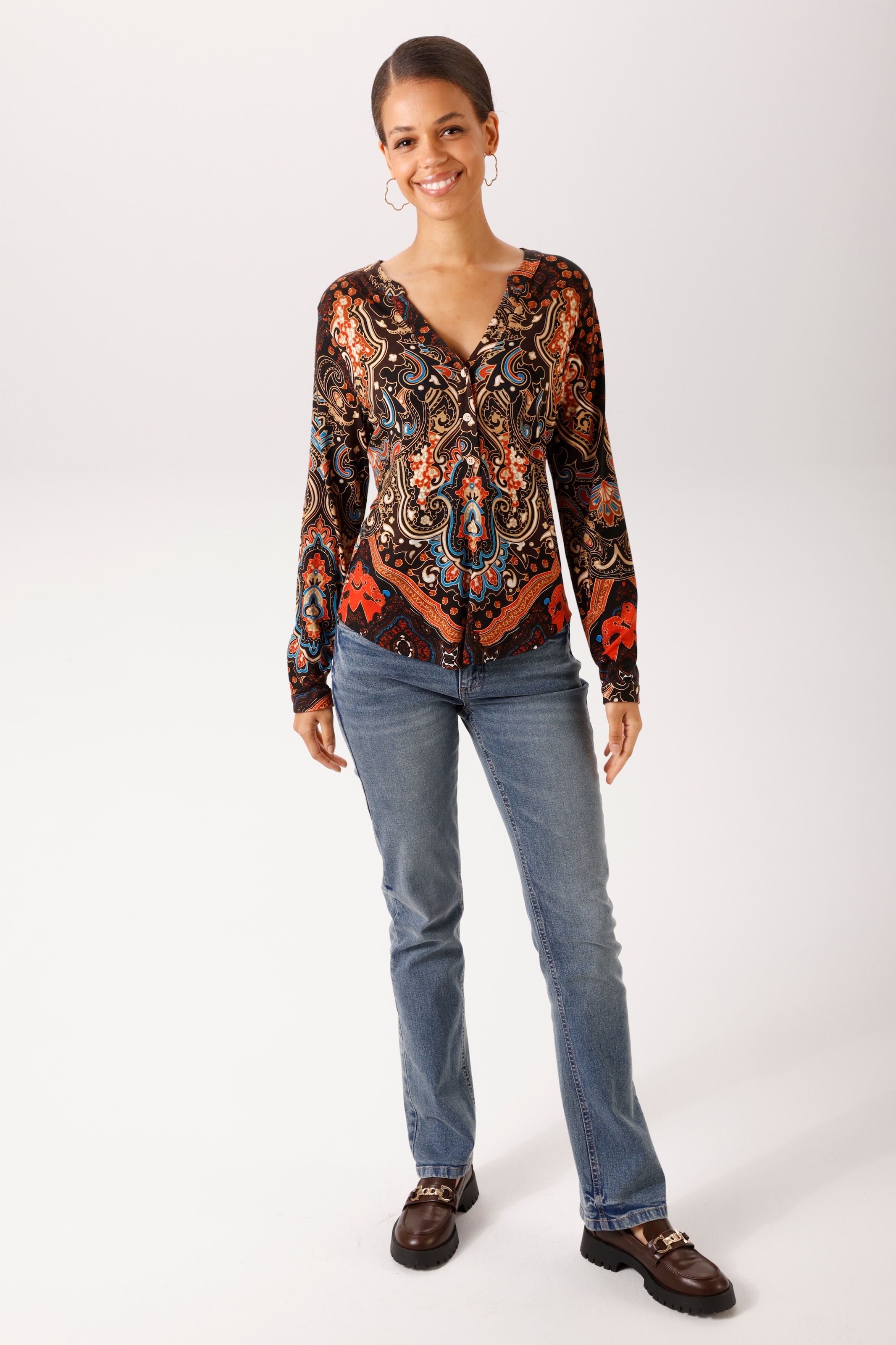 Aniston CASUAL Blouse à enfiler avec imprimé ornemental coloré et fantaisiste - NOUVELLE COLLECTION