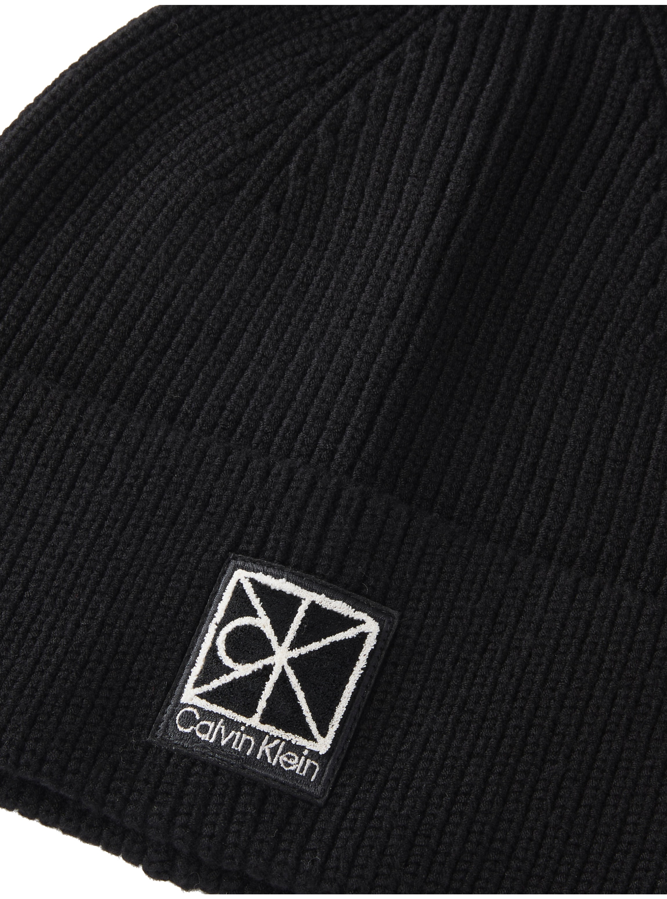 Calvin Klein Beanie »EMBLEM SQUARE RIB BEANIE« Regular fit mit Markenlogo