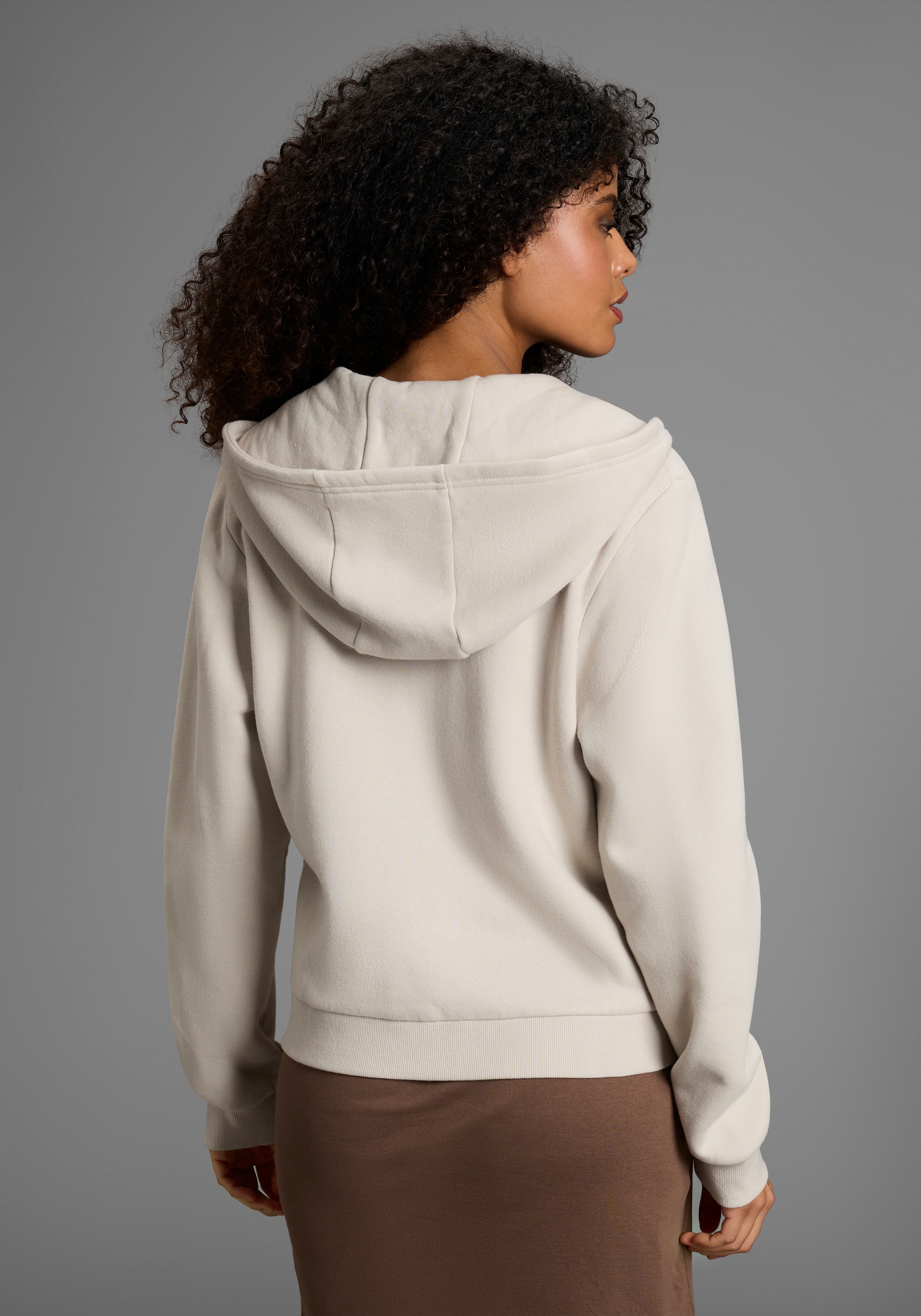 DELMAO Kapuzensweatjacke mit Reissverschluss, Kapuze & Kängurutasche