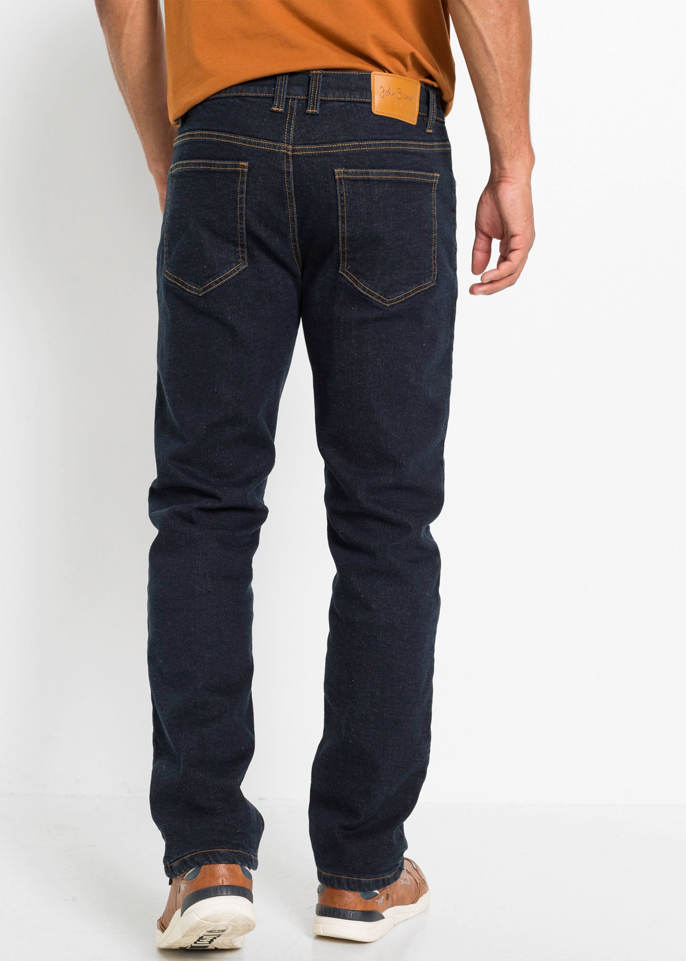 bonprix Jeans droit »Thermo Classic Fit Stretch-Jeans mit wärmendem Fleecefutter« klassische Passform, mit Stretch-Anteil, mit wärmendem Fleecefutter