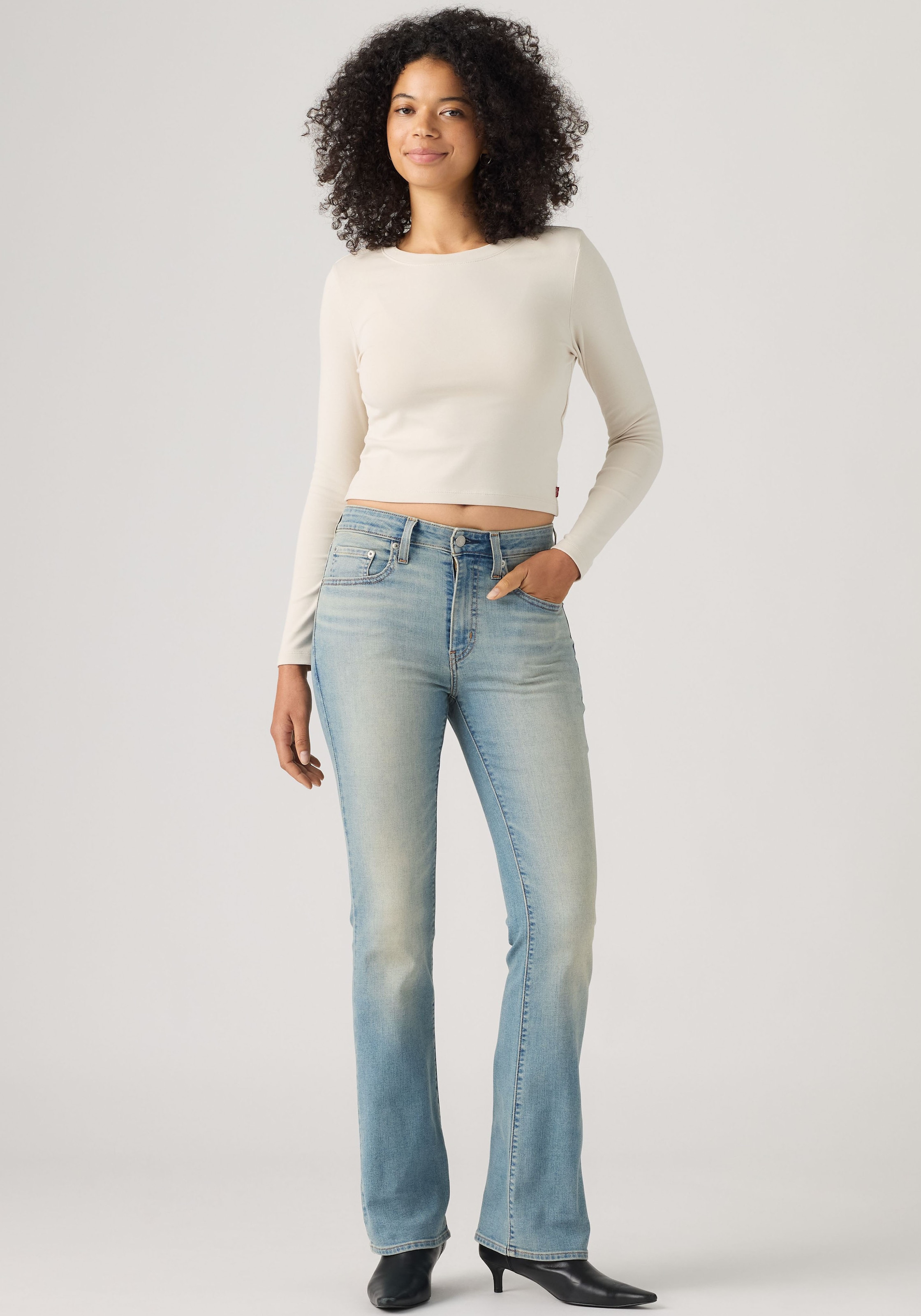 Levi's® Bootcut-Jeans »725 HIGH RISE BOOTCUT«