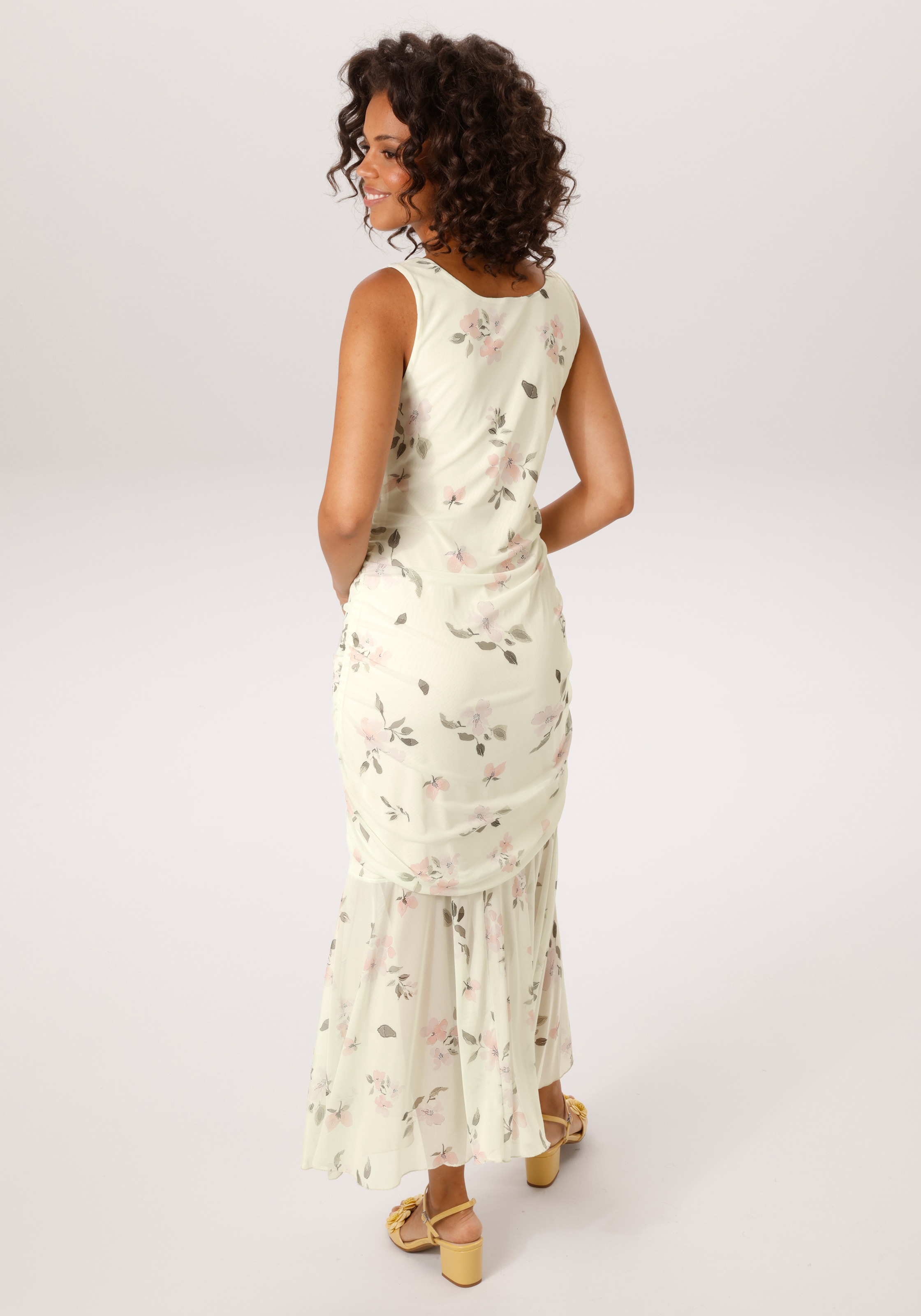 Aniston CASUAL Robe d'été mit pastellfarbenem Blumendruck - NEUE KOLLEKTION