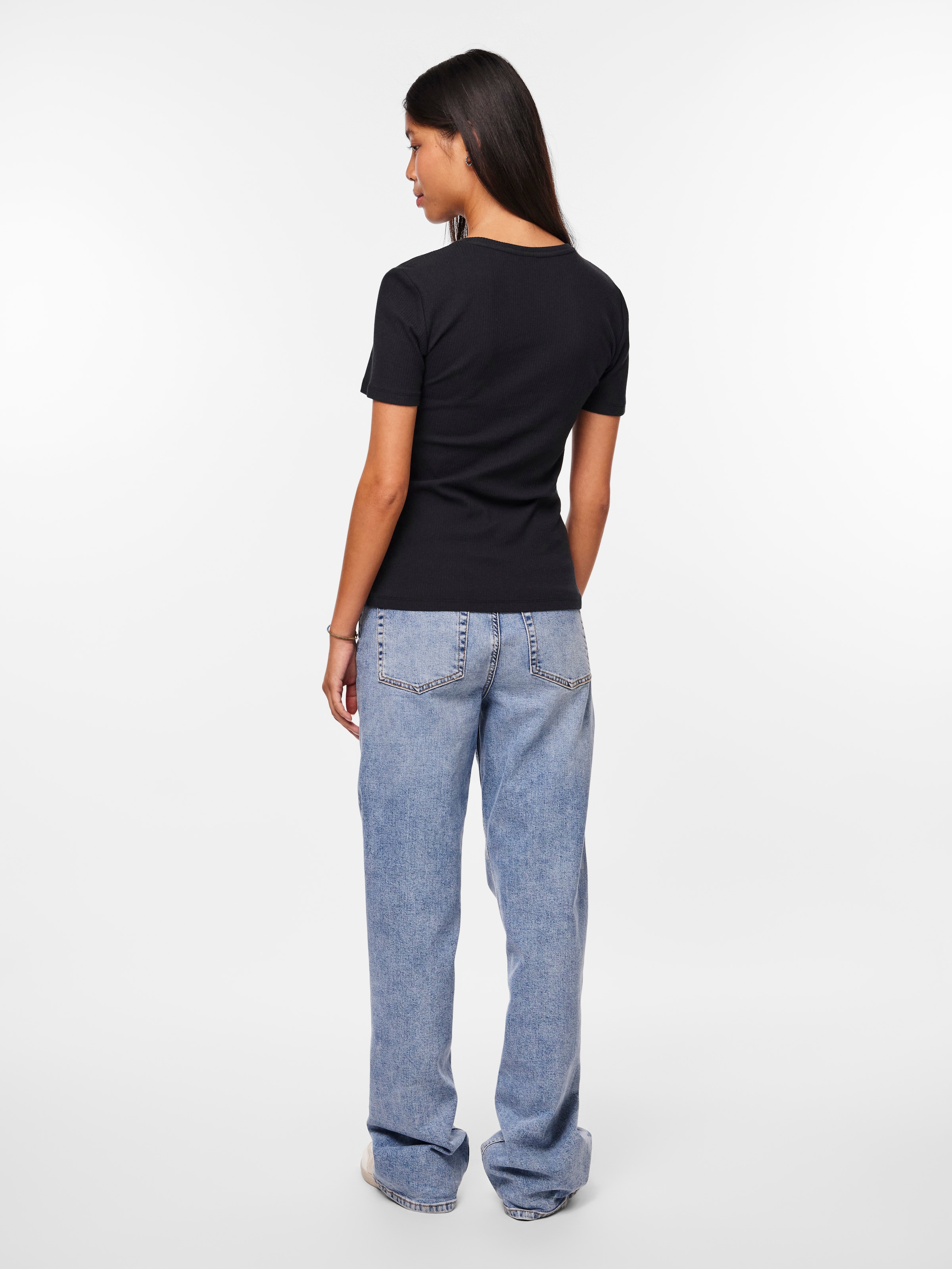 pieces T-shirt à manches courtes »PCRUKA SS TOP JRS NOOS BC« mit gerippter Struktur