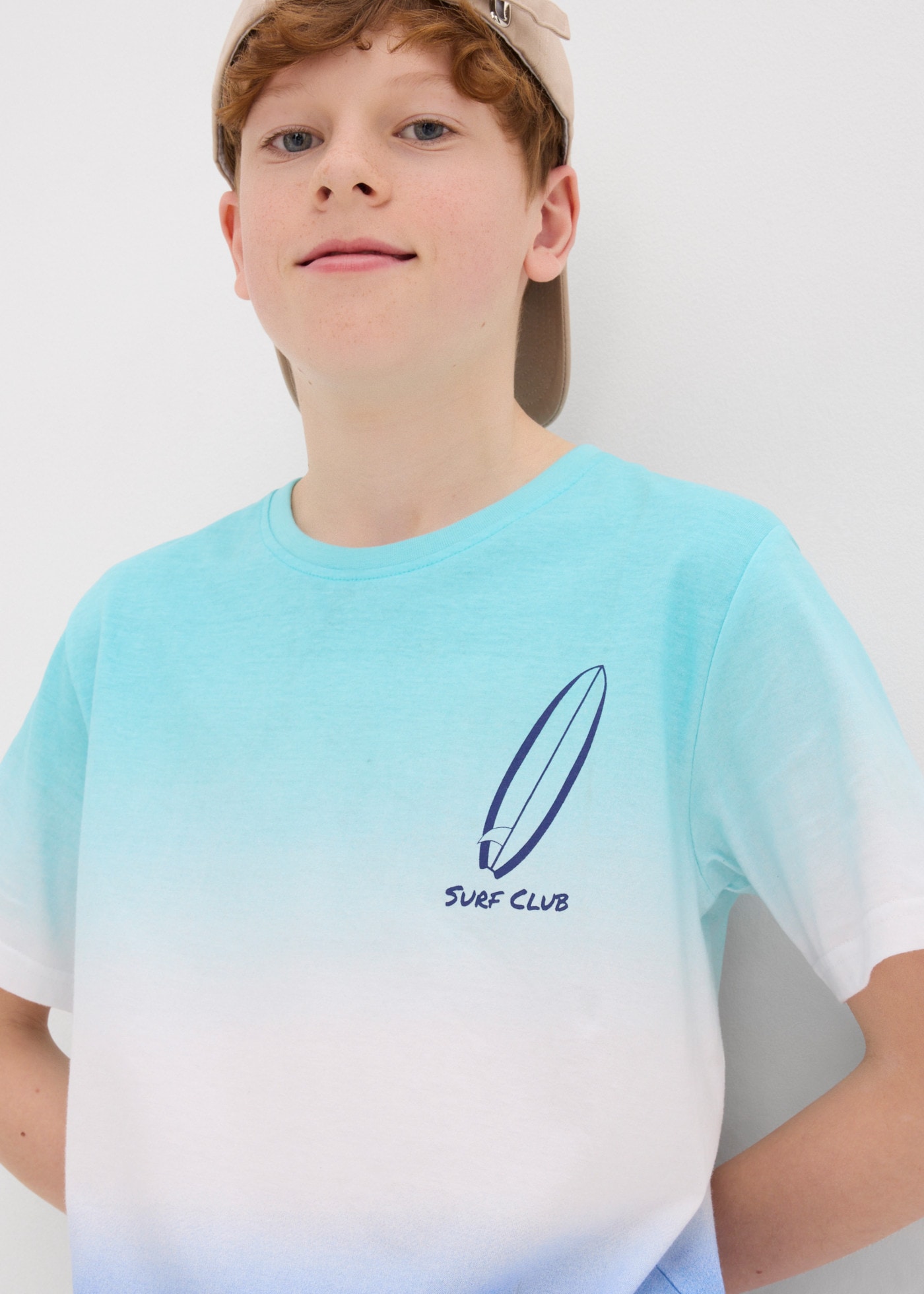 bonprix T-shirt en coton doux pour la peau, coupe régulière, manches courtes