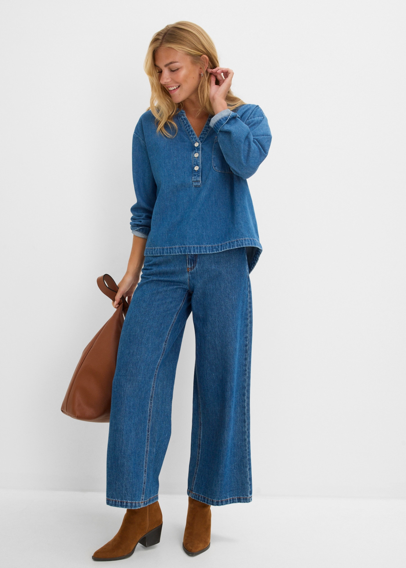 bonprix Blouse en jean tunique, en coton pur, coupe oversize, manches longues