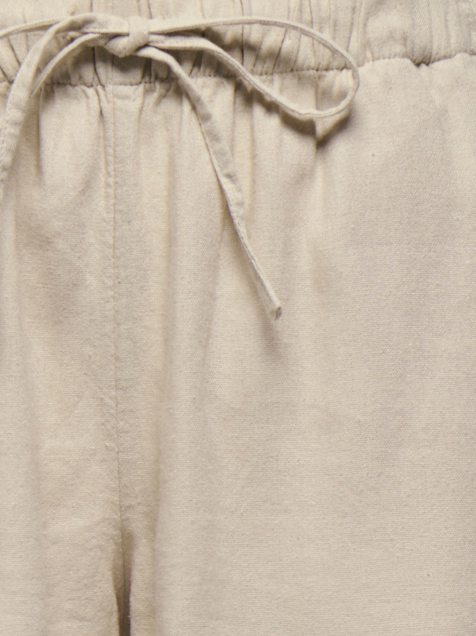 ONLY Shorts »ONLGOA MW LIN BL PULL-UP SHORTS CC PNT«  mit Leinen