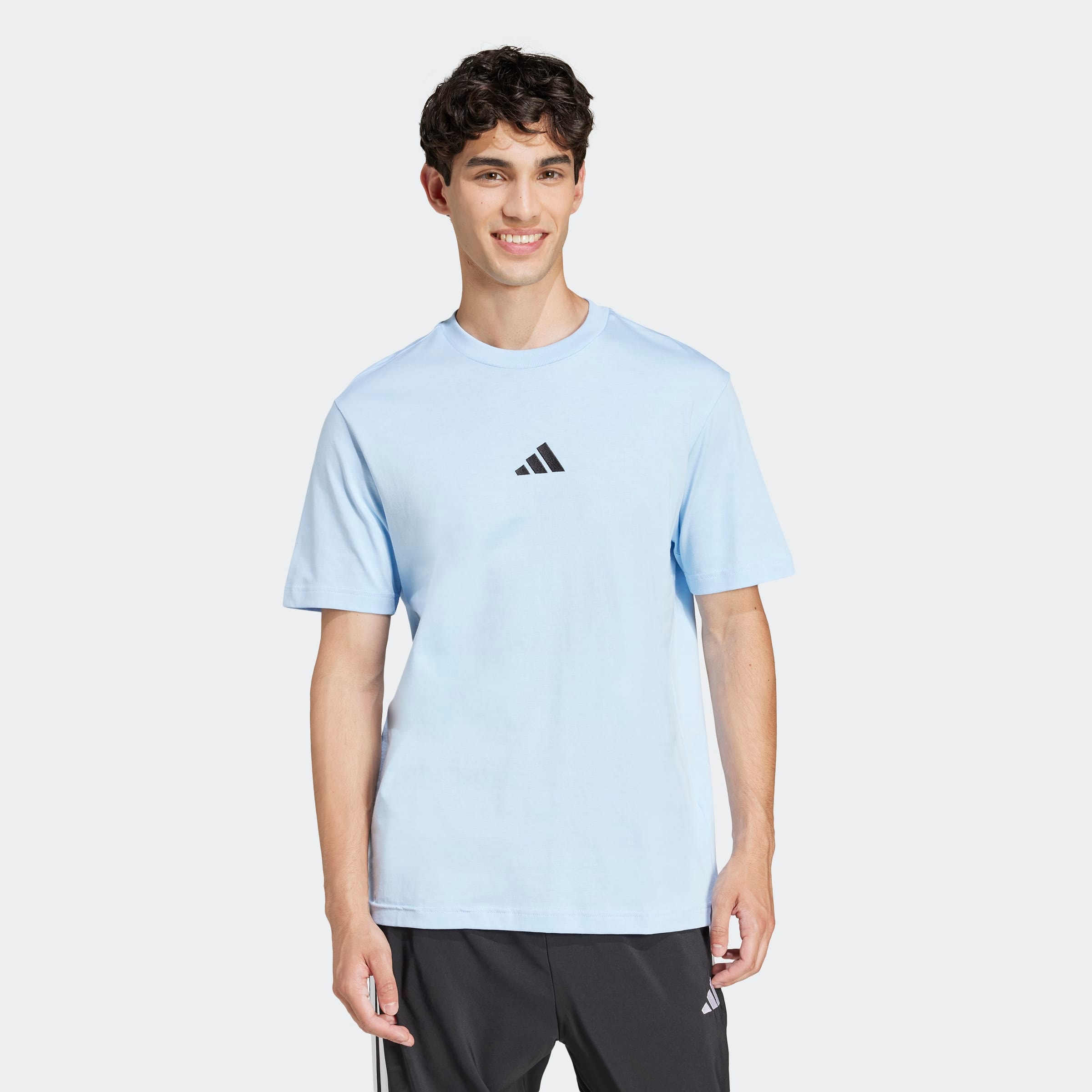 adidas Sportswear »ESSENTIALS SMALL LOGO SINGLE JERSEY« t-shirt sportif à manches courtes, col rond