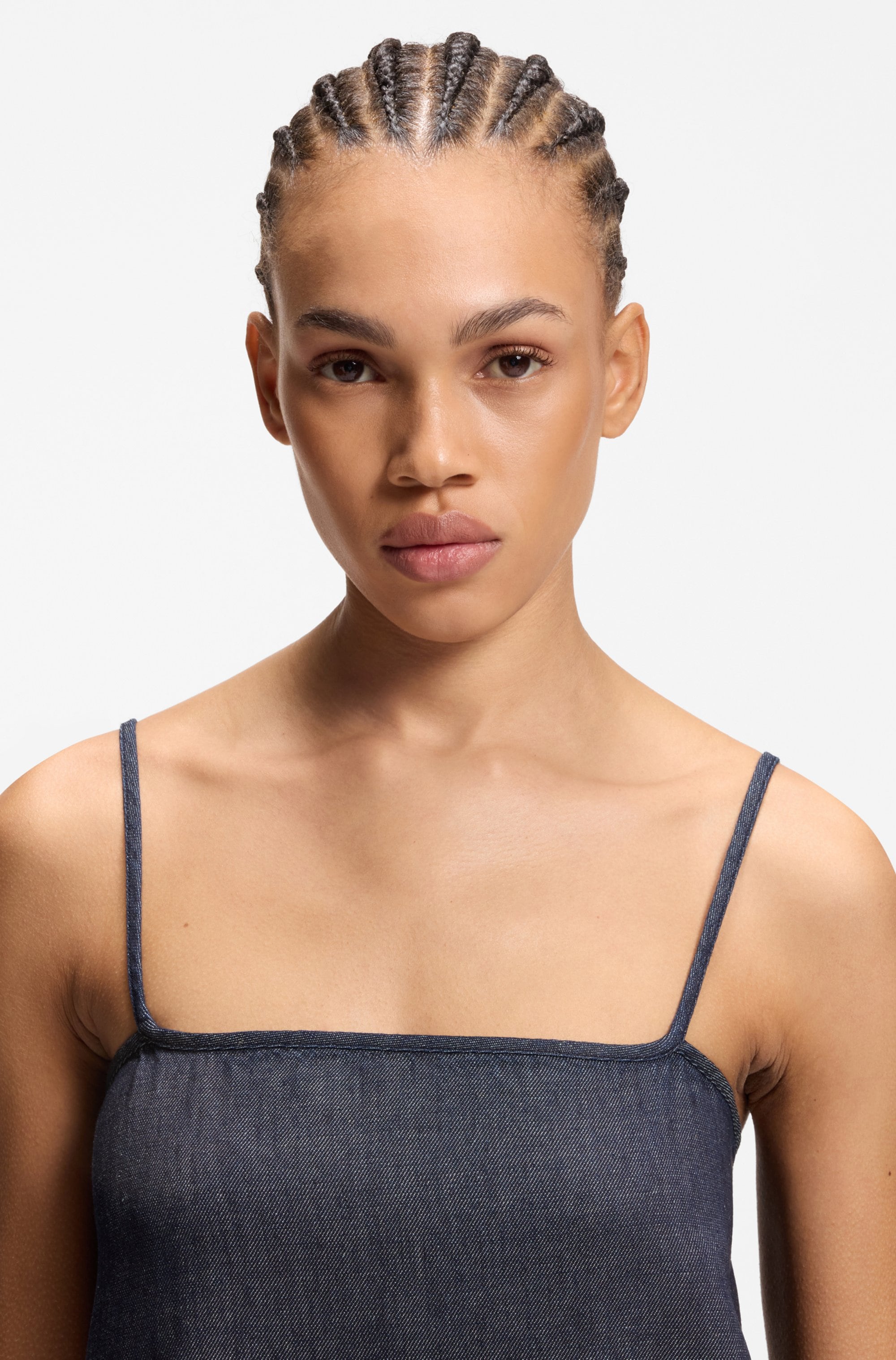 HUGO Minikleid »Kabati« im Denim-Look, abgesenkter Saum