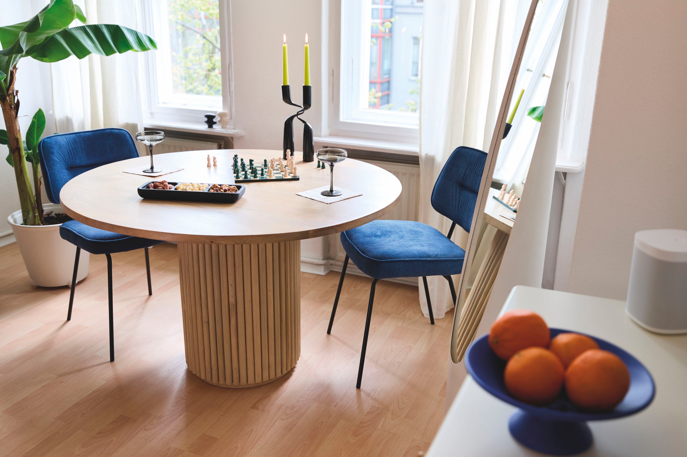 SIT Table de salle à manger »Ribbed Side Table High« avec pied colonne au look côtelé extravagant