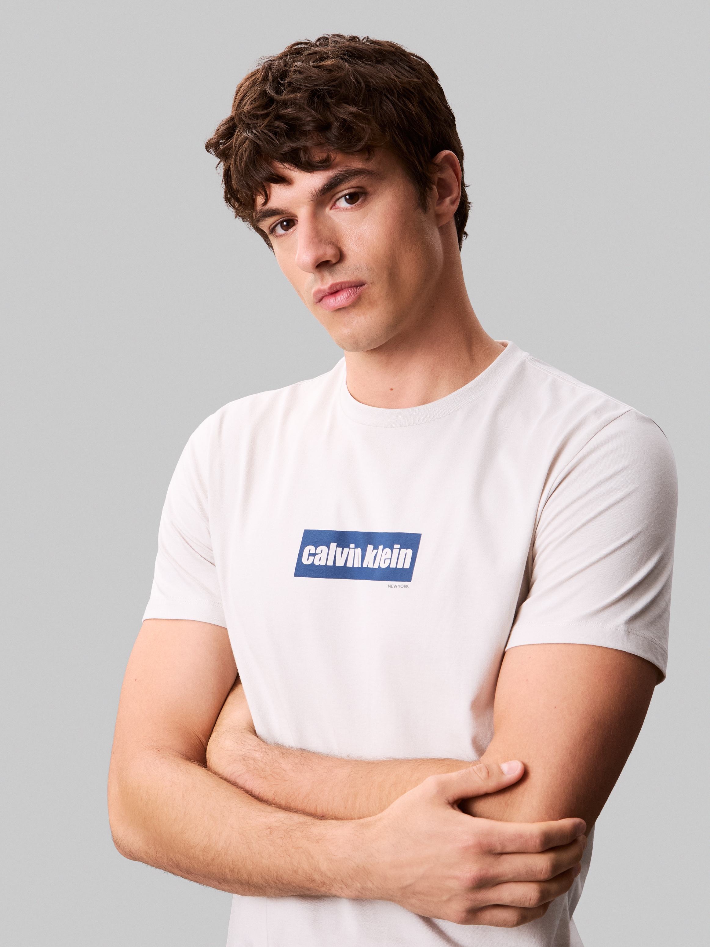 Calvin Klein Jeans T-Shirt »SS 30s E CLVN LN BG« mit Logo-Schriftzug